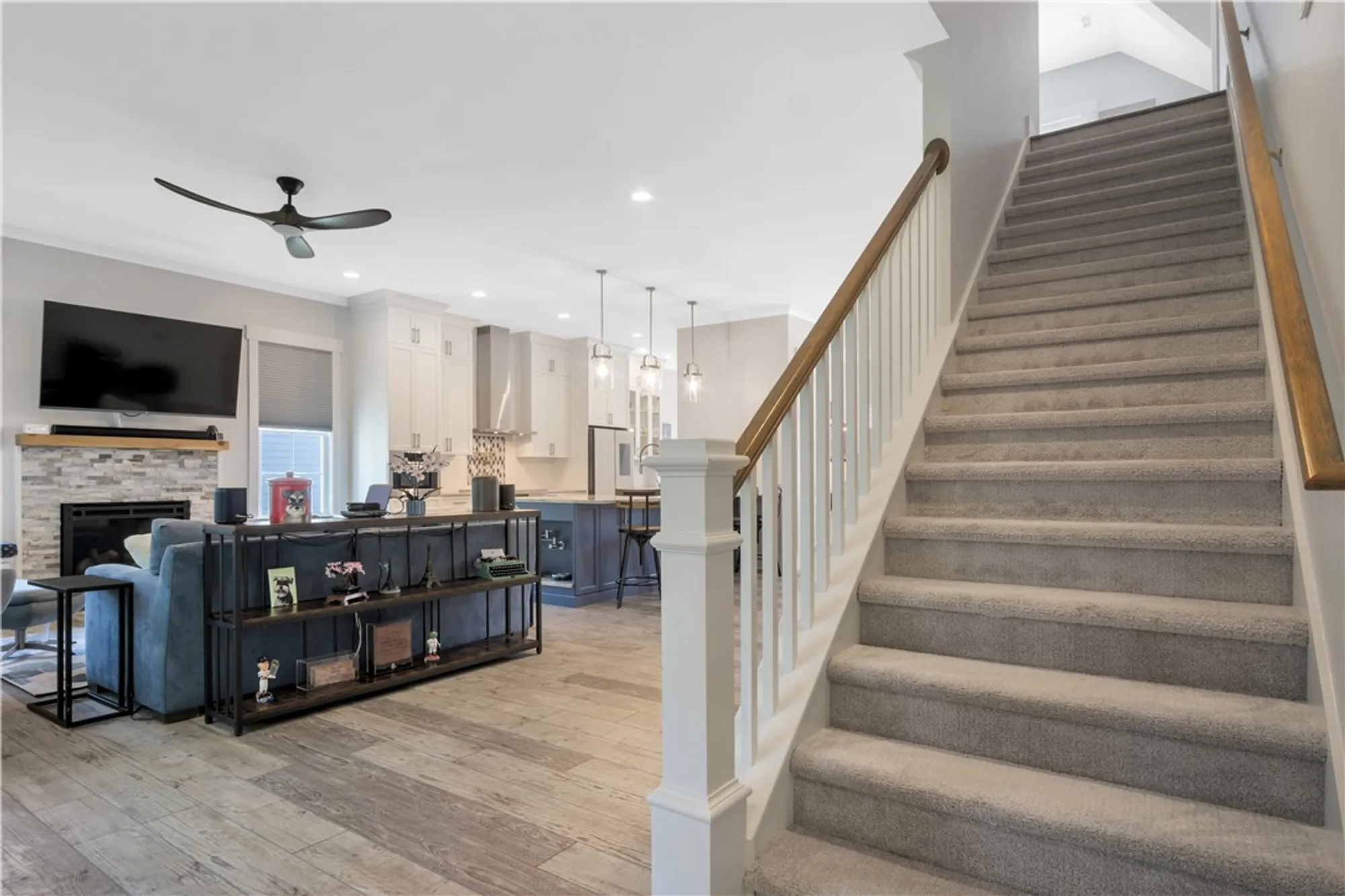 Property Slideshow image 20 of 45 | 6063 settlers market blvd, Williamsburg, VA, 23188