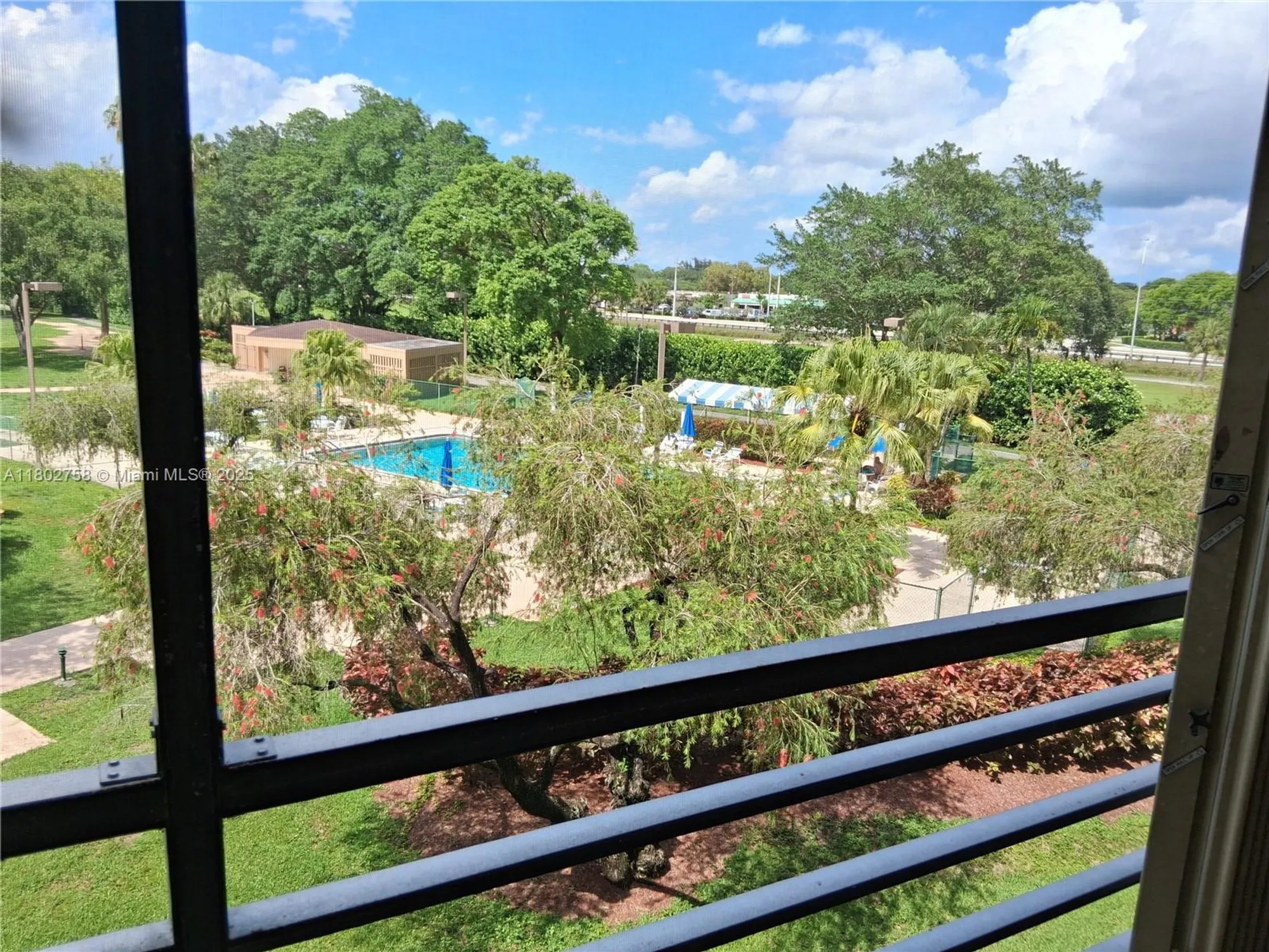 Property Slideshow image 29 of 30 | 1300 saint charles pl apt 302, Pembroke Pines, FL, 33026