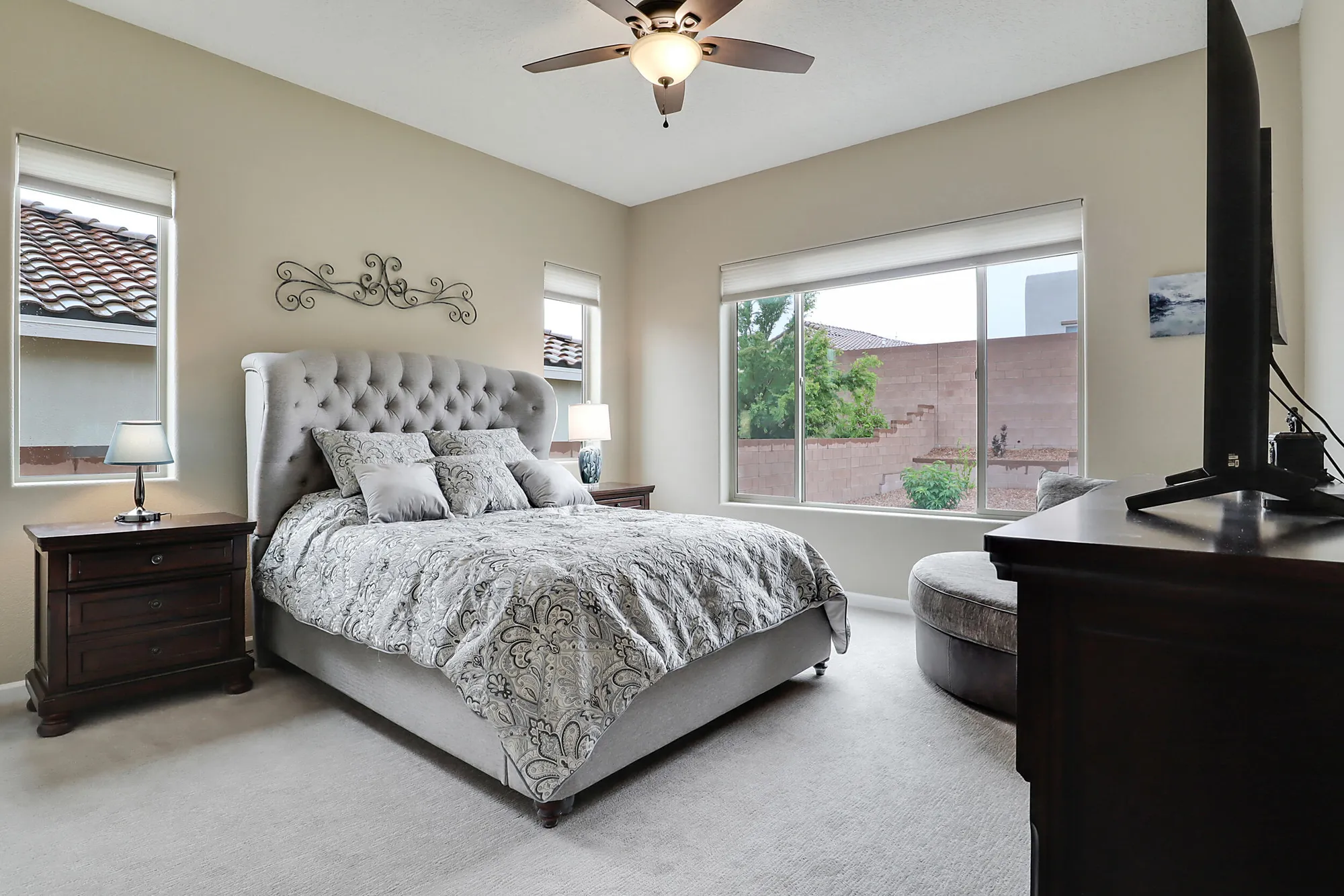Property Slideshow image 10 of 35 | 9212 crystal creek ln nw, Albuquerque, NM, 87120