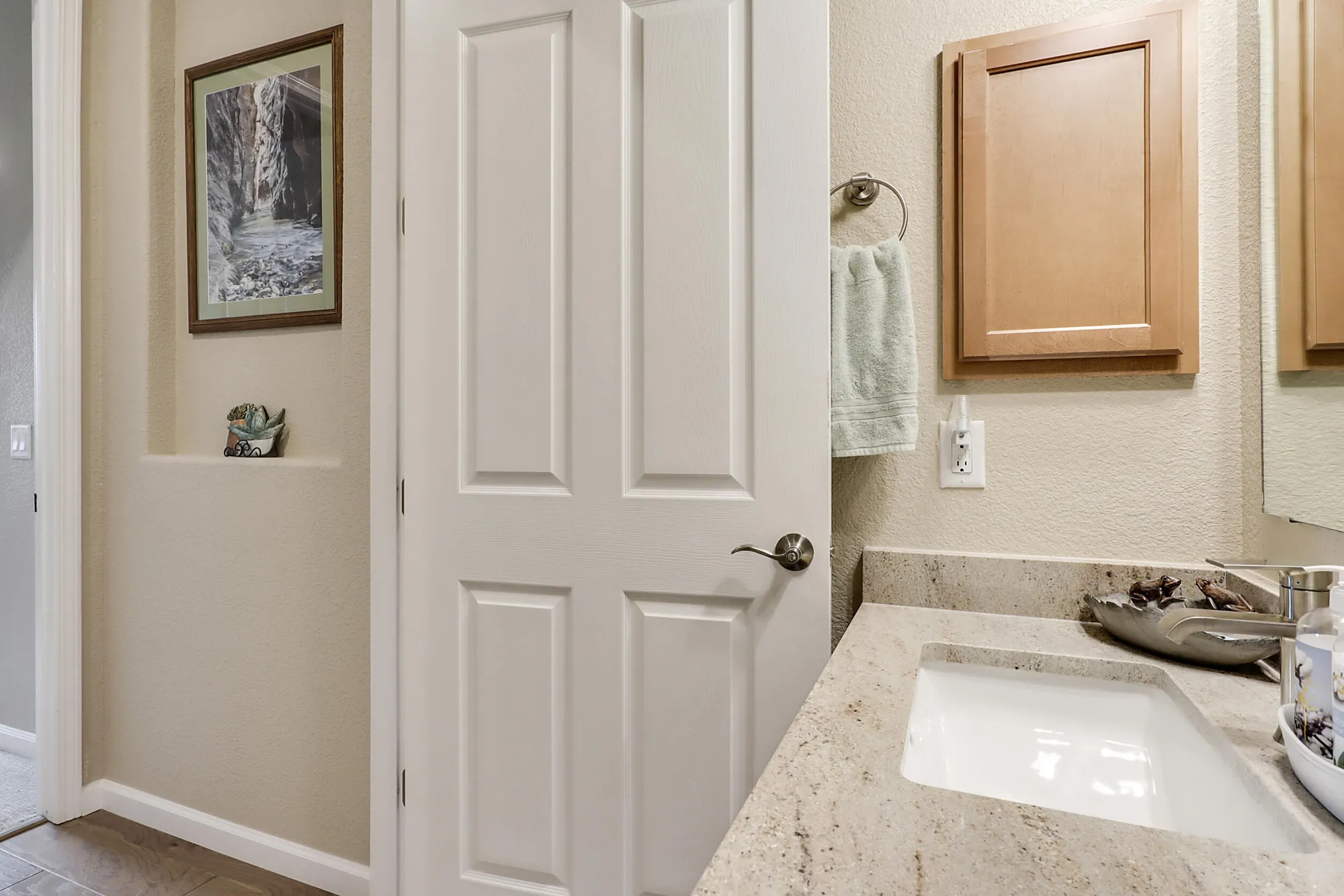 Property Slideshow image 33 of 35 | 9212 crystal creek ln nw, Albuquerque, NM, 87120