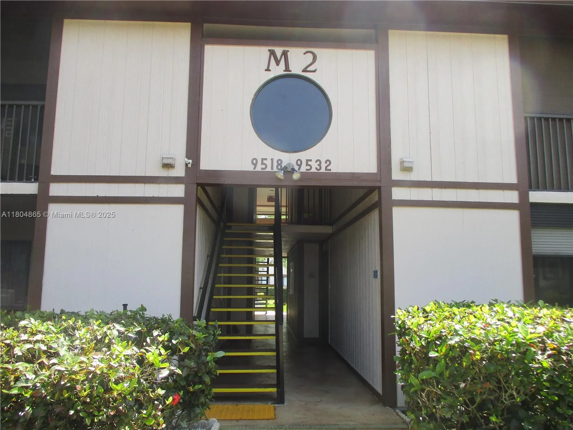 Property Slideshow image 2 of 32 | 9530 n belfort cir 108, Tamarac, FL, 33321