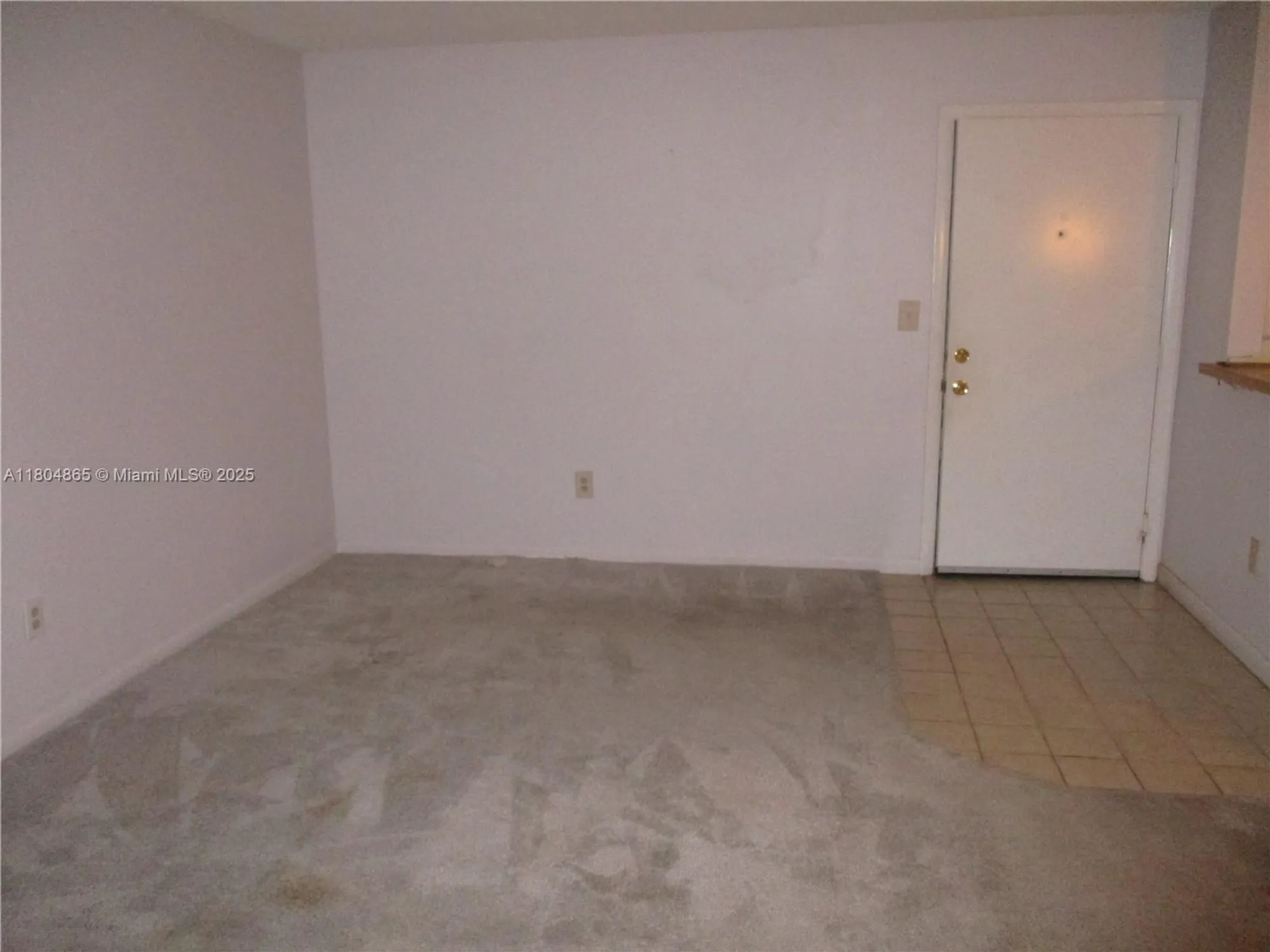 Property Slideshow image 3 of 32 | 9530 n belfort cir 108, Tamarac, FL, 33321