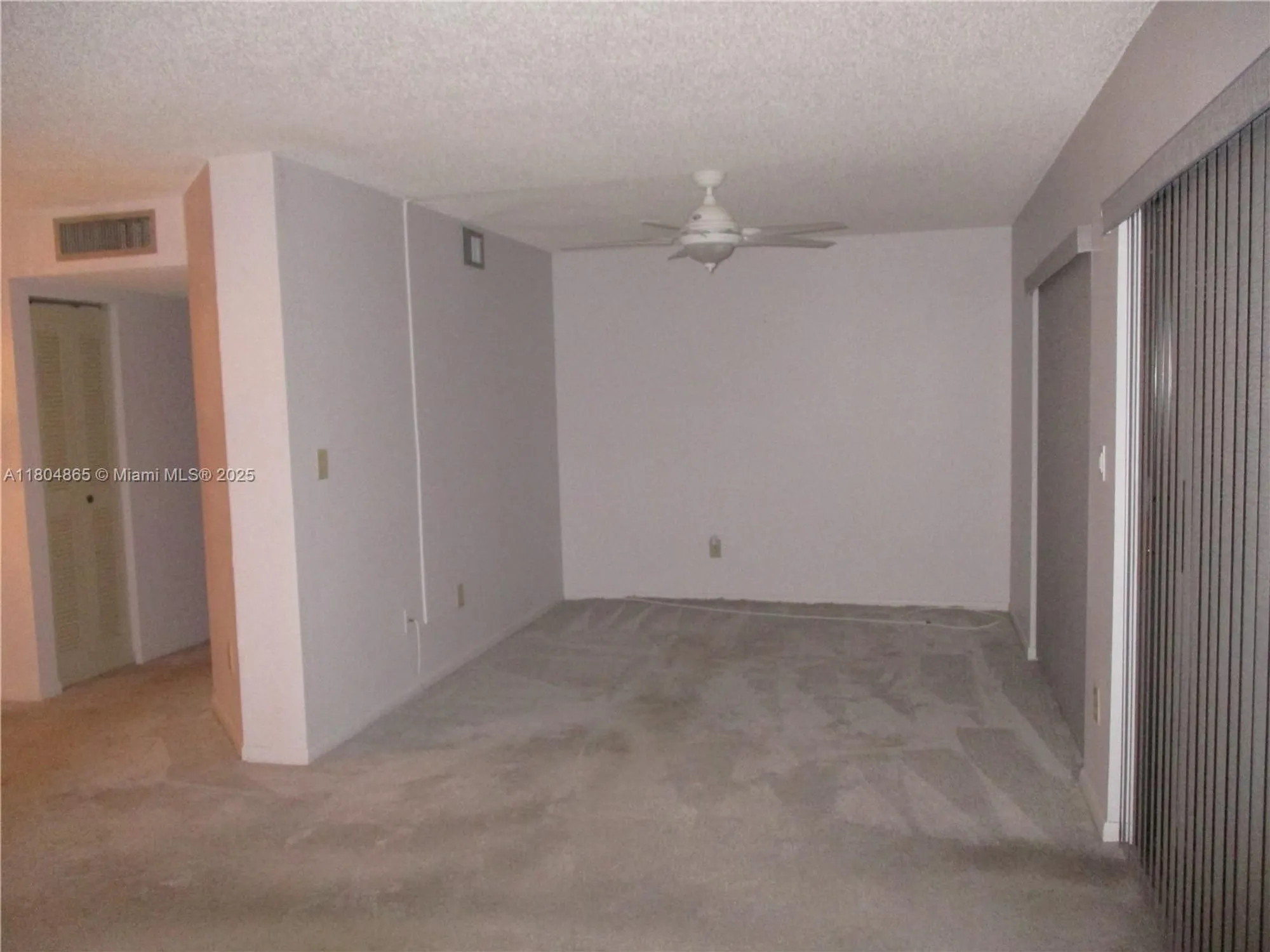 Property Slideshow image 7 of 32 | 9530 n belfort cir 108, Tamarac, FL, 33321