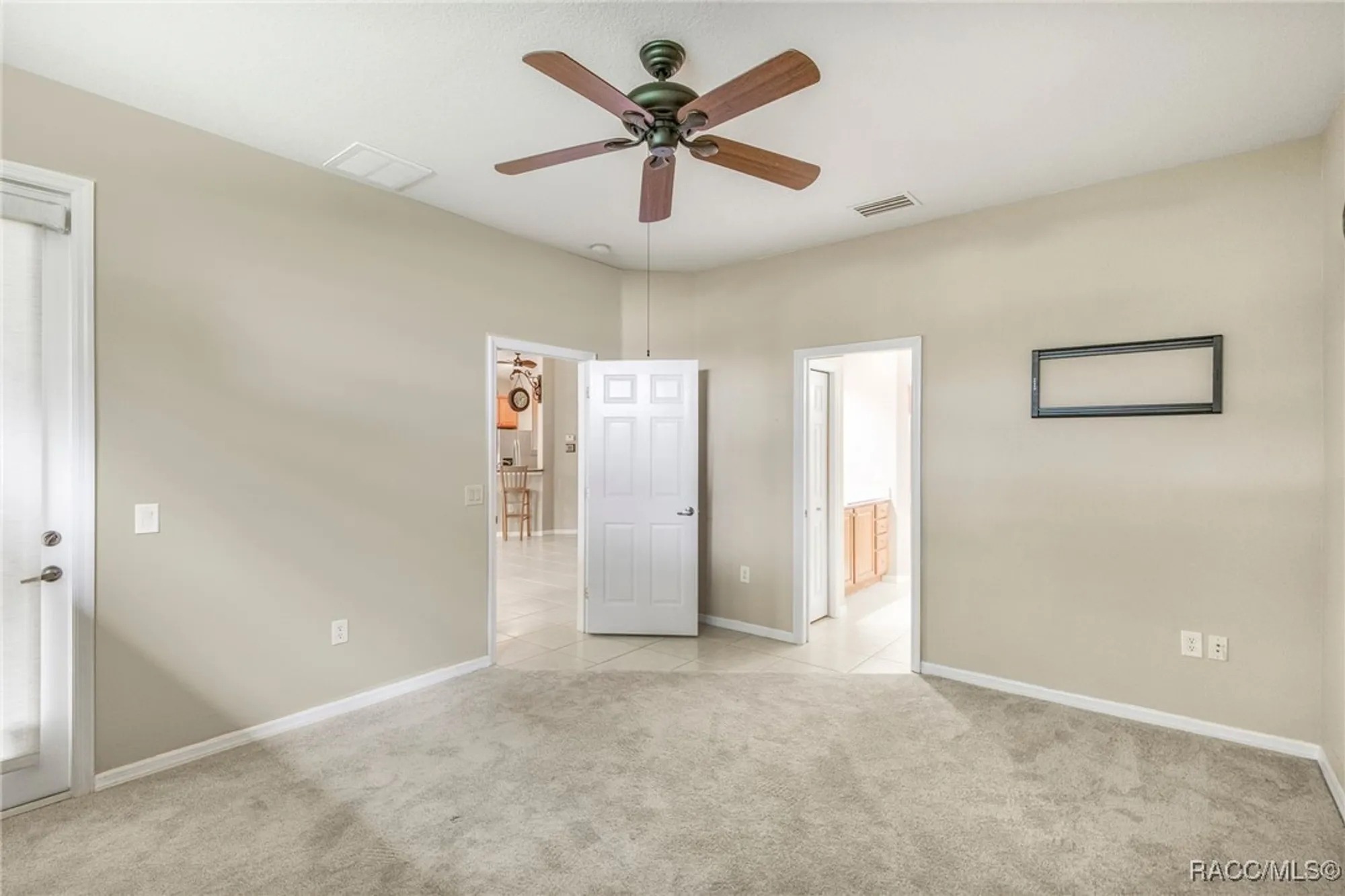 Property Slideshow image 19 of 45 | 1052 w diamond shore loop, Hernando, FL, 34442