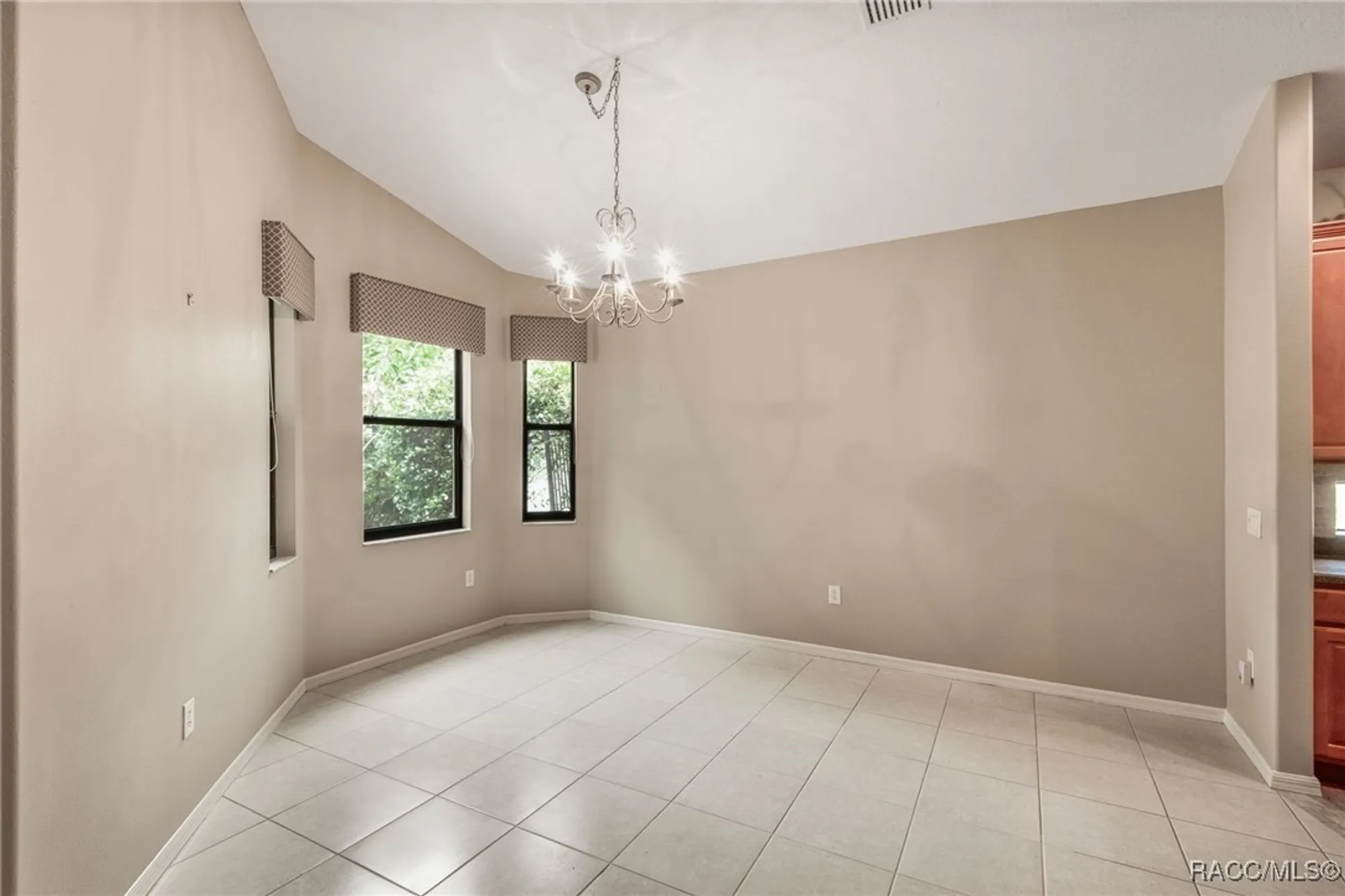 Property Slideshow image 10 of 45 | 1052 w diamond shore loop, Hernando, FL, 34442