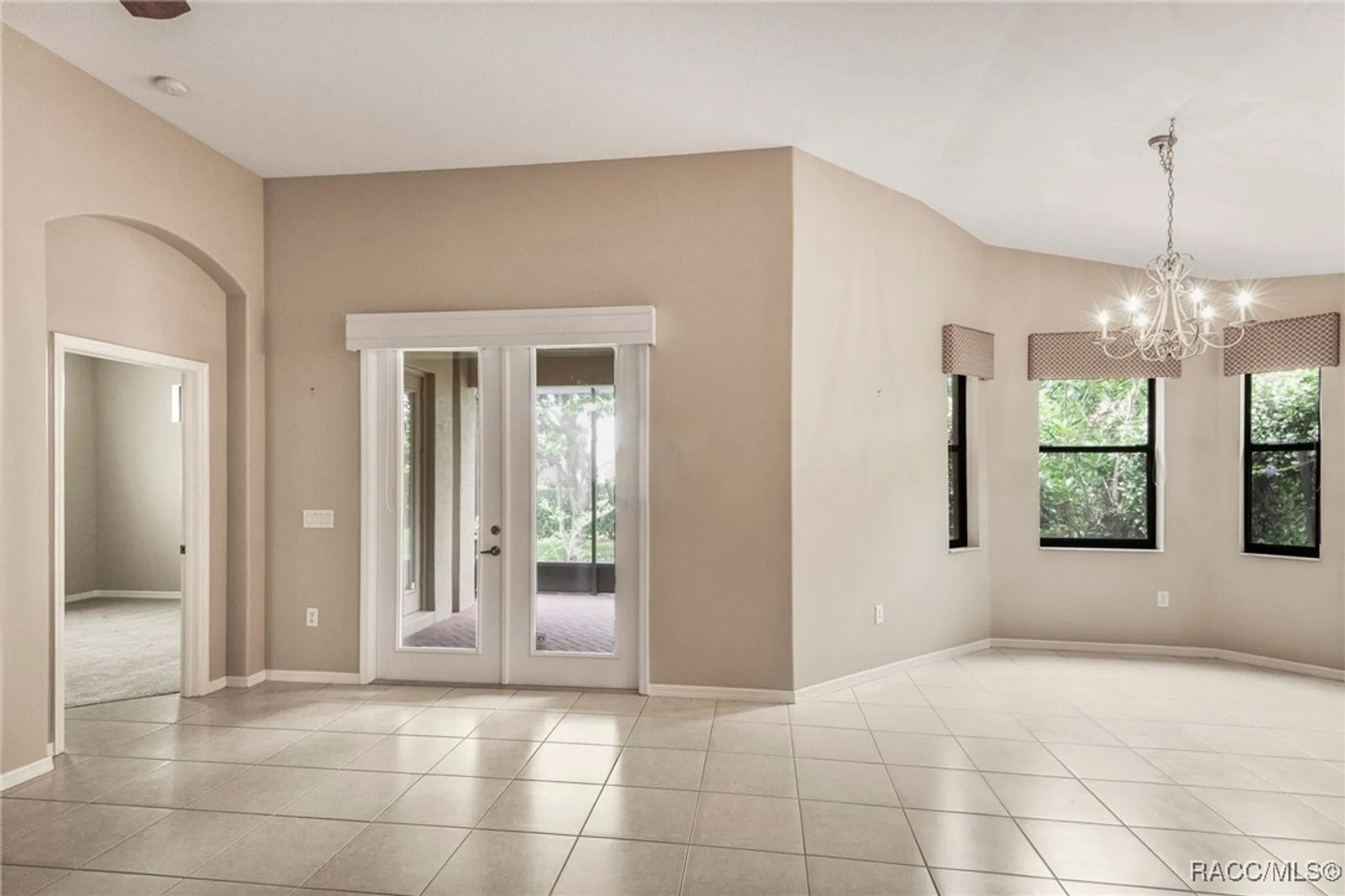 Property Slideshow image 11 of 45 | 1052 w diamond shore loop, Hernando, FL, 34442