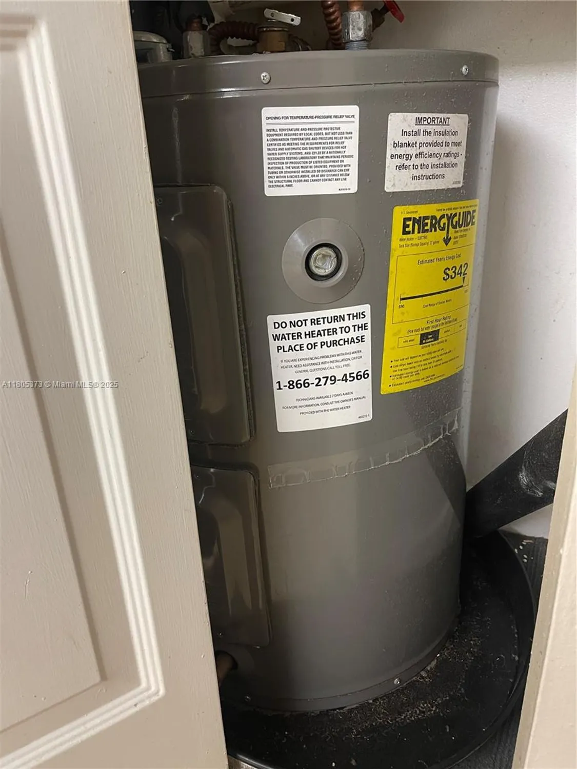 Property Slideshow image 11 of 13 | 6071 nw 61st ave 311, Tamarac, FL, 33319