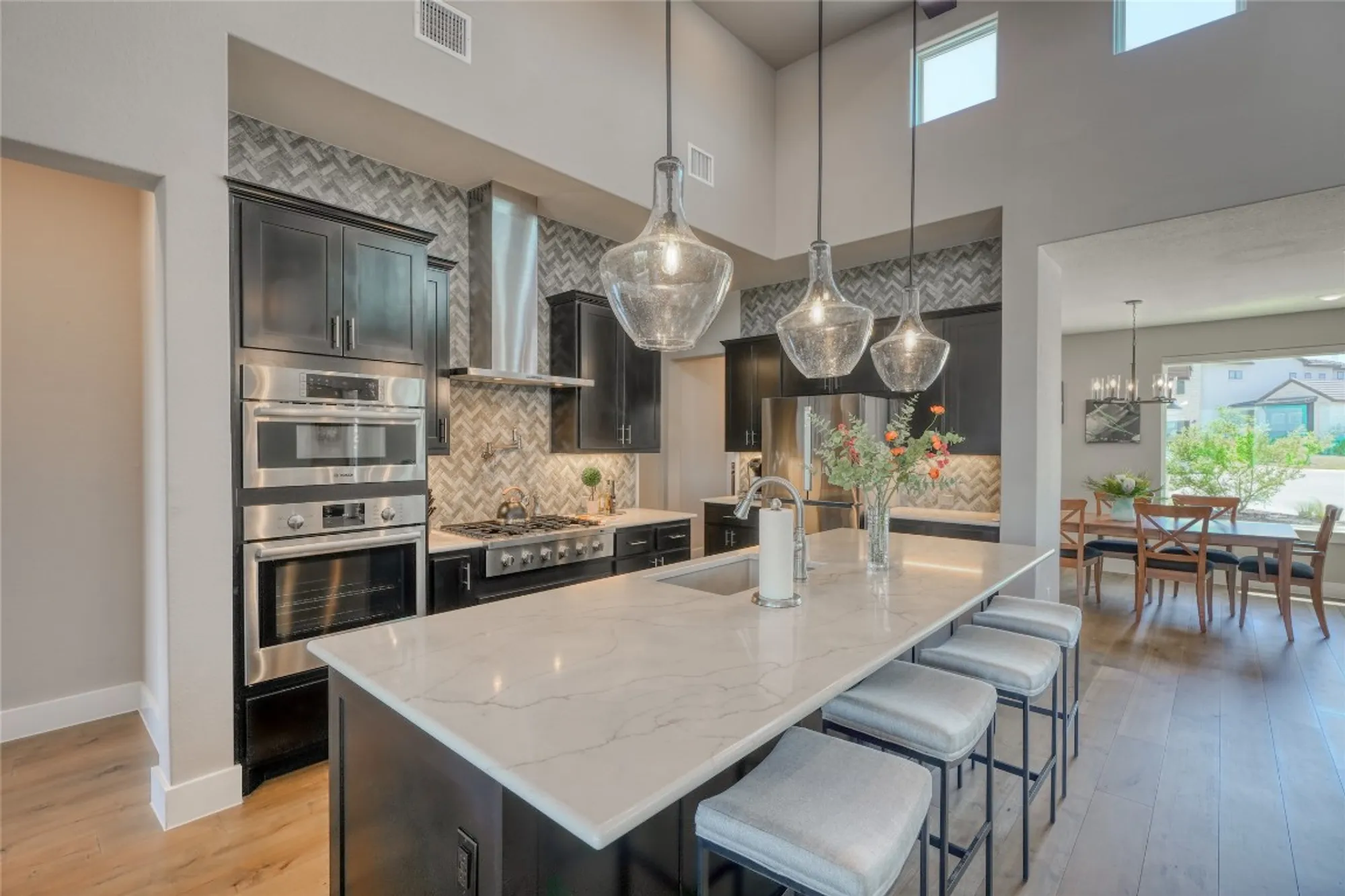 Property Slideshow image 14 of 40 | 111 medici cv, Horseshoe Bay, TX, 78657