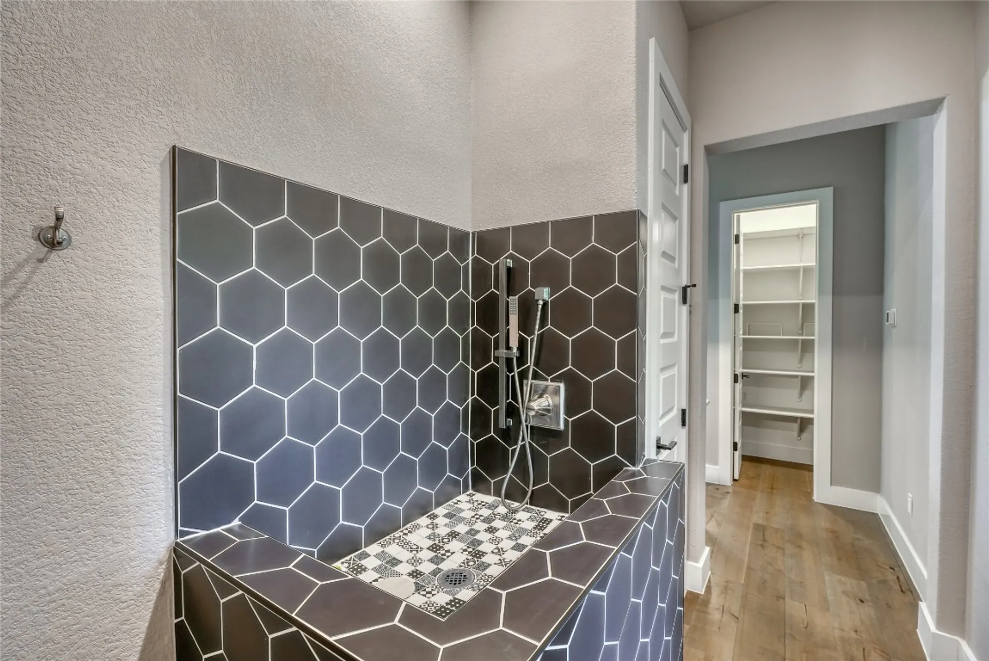 Property Slideshow image 17 of 40 | 111 medici cv, Horseshoe Bay, TX, 78657