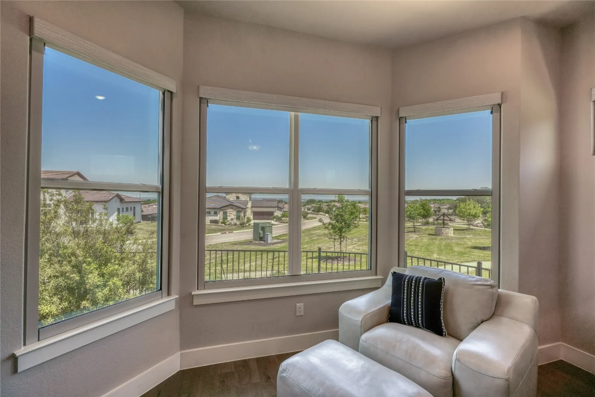 Property Slideshow image 19 of 40 | 111 medici cv, Horseshoe Bay, TX, 78657