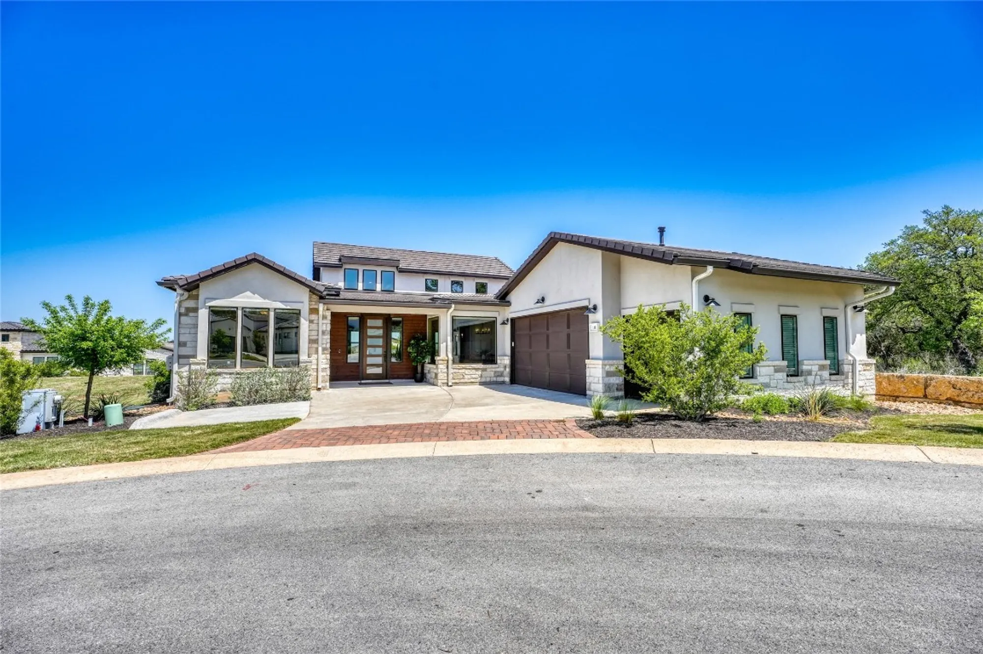 Property Slideshow image 1 of 40 | 111 medici cv, Horseshoe Bay, TX, 78657