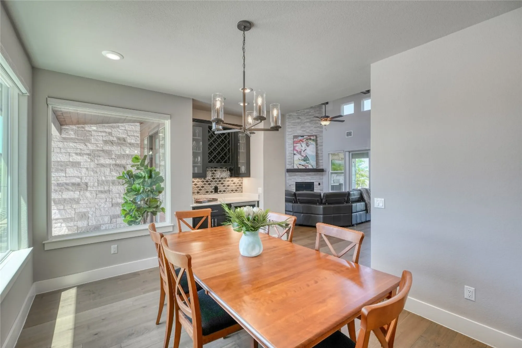 Property Slideshow image 11 of 40 | 111 medici cv, Horseshoe Bay, TX, 78657