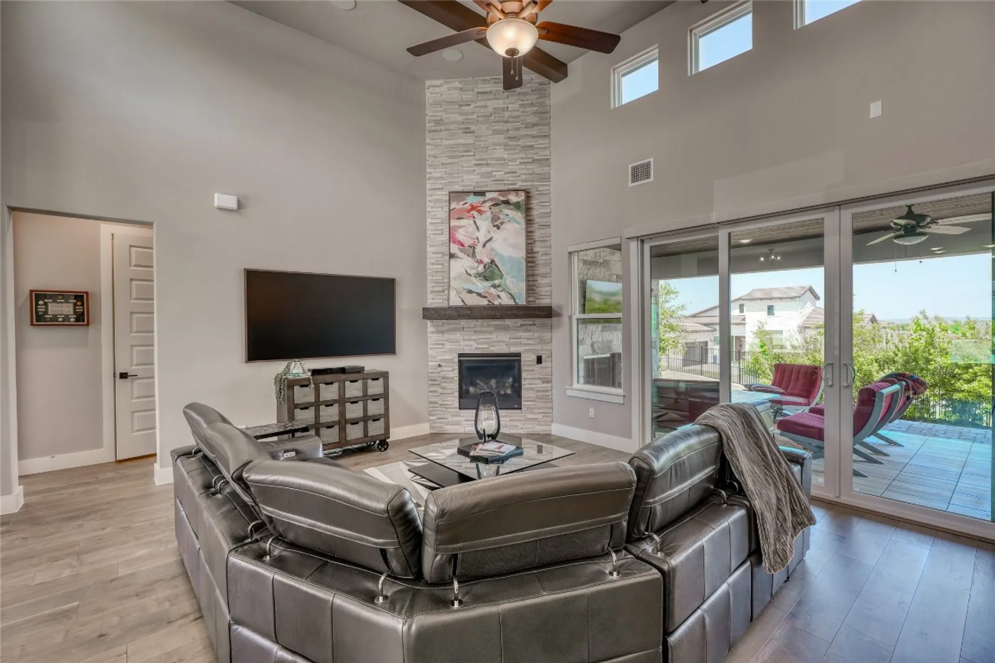 Property Slideshow image 6 of 40 | 111 medici cv, Horseshoe Bay, TX, 78657