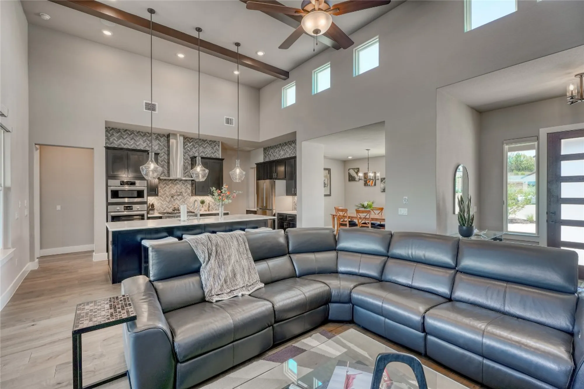 Property Slideshow image 7 of 40 | 111 medici cv, Horseshoe Bay, TX, 78657