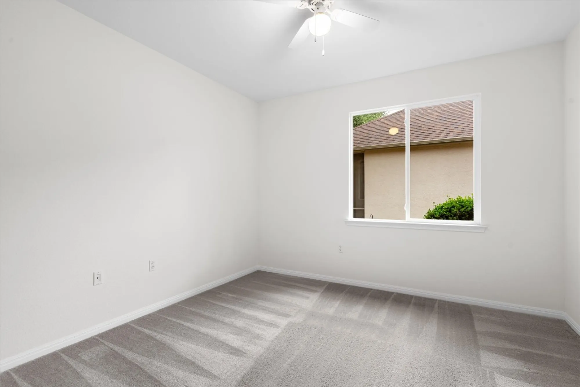 Property Slideshow image 27 of 34 | 106 ranch house cv, Georgetown, TX, 78633