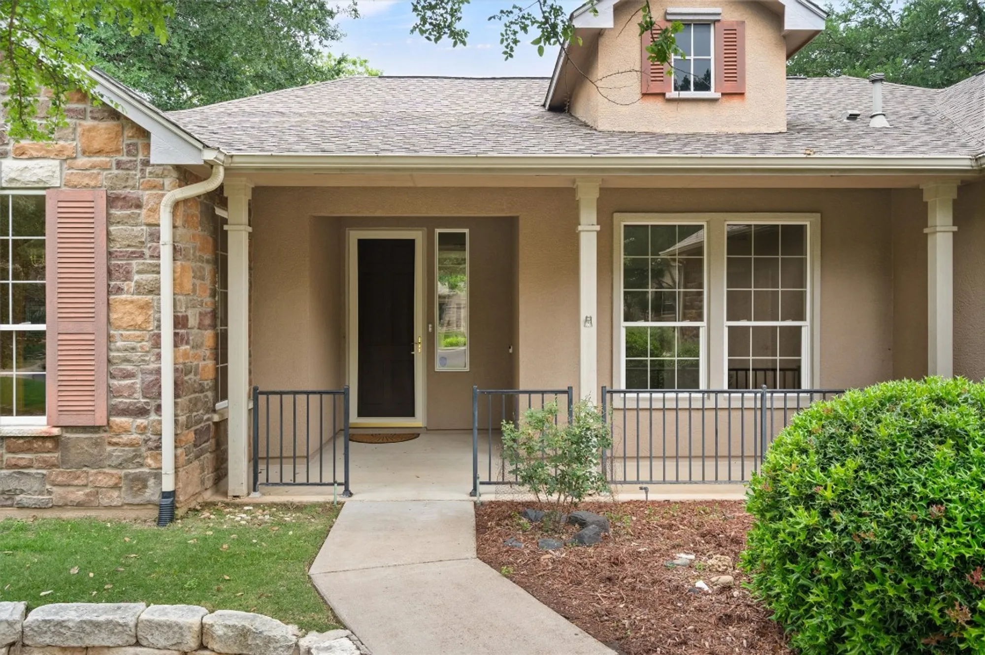 Property Slideshow image 4 of 34 | 106 ranch house cv, Georgetown, TX, 78633