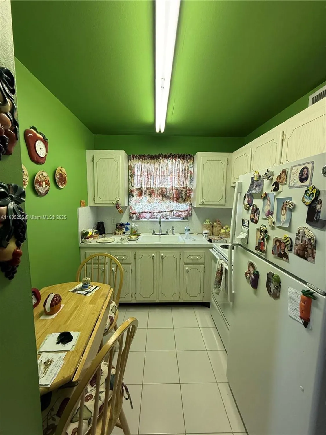 Property Slideshow image 8 of 8 | 294 windsor m # 294, West Palm Beach, FL, 33417