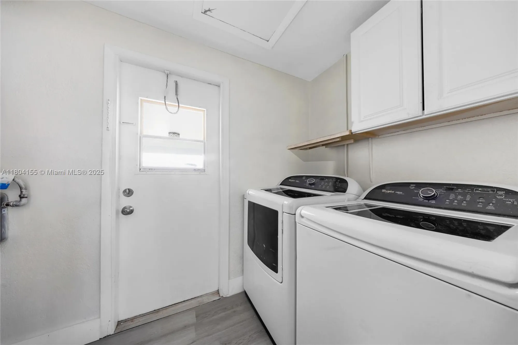 Property Slideshow image 10 of 20 | 2520 nw 2nd dr, Pompano Beach, FL, 33064