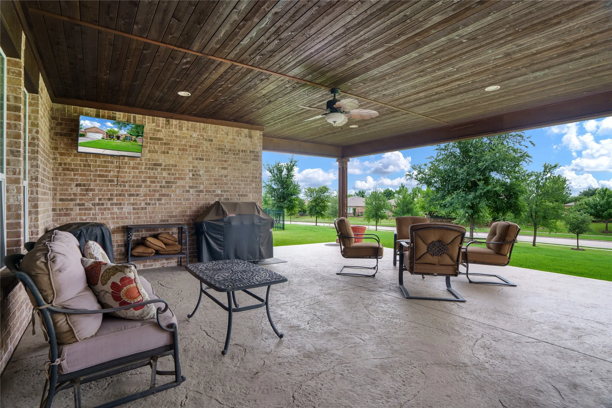 Property Slideshow image 1 of 27 | 1803 battle creek dr, Frisco, TX, 75036