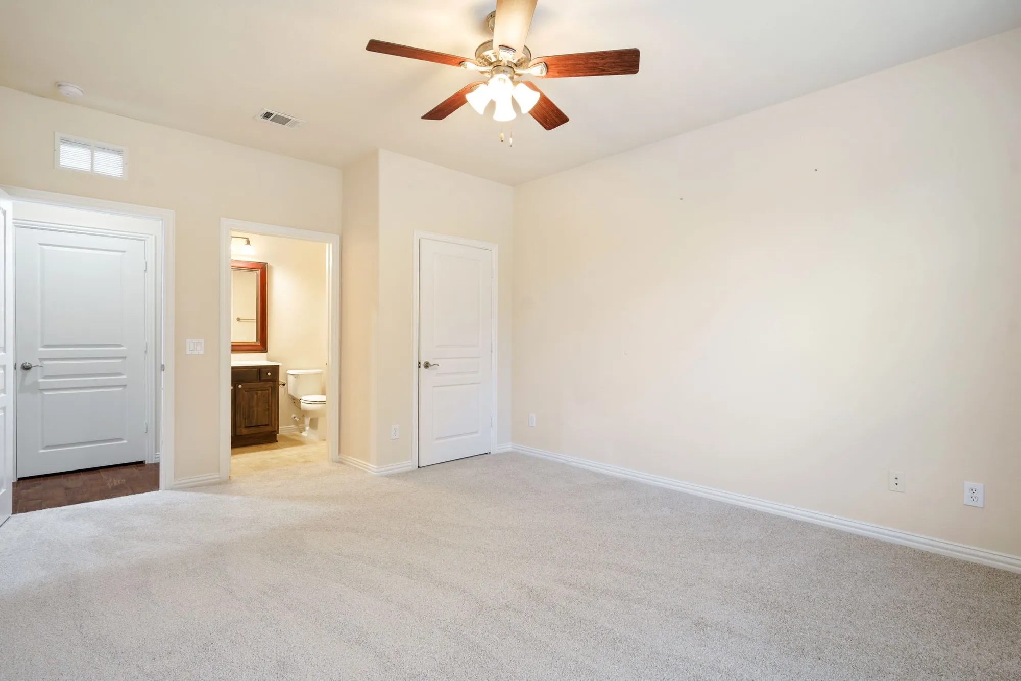 Property Slideshow image 20 of 27 | 1803 battle creek dr, Frisco, TX, 75036