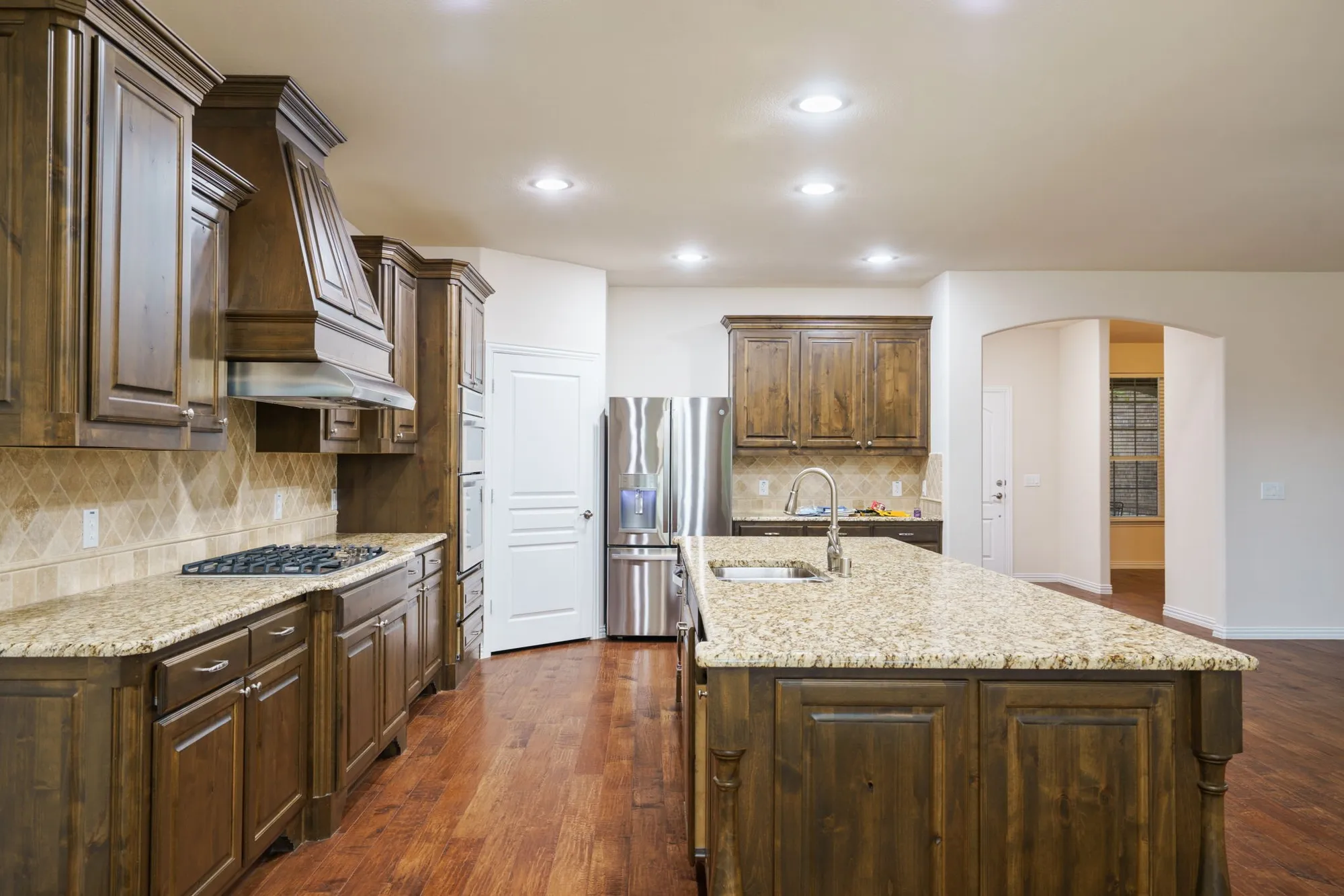 Property Slideshow image 6 of 27 | 1803 battle creek dr, Frisco, TX, 75036