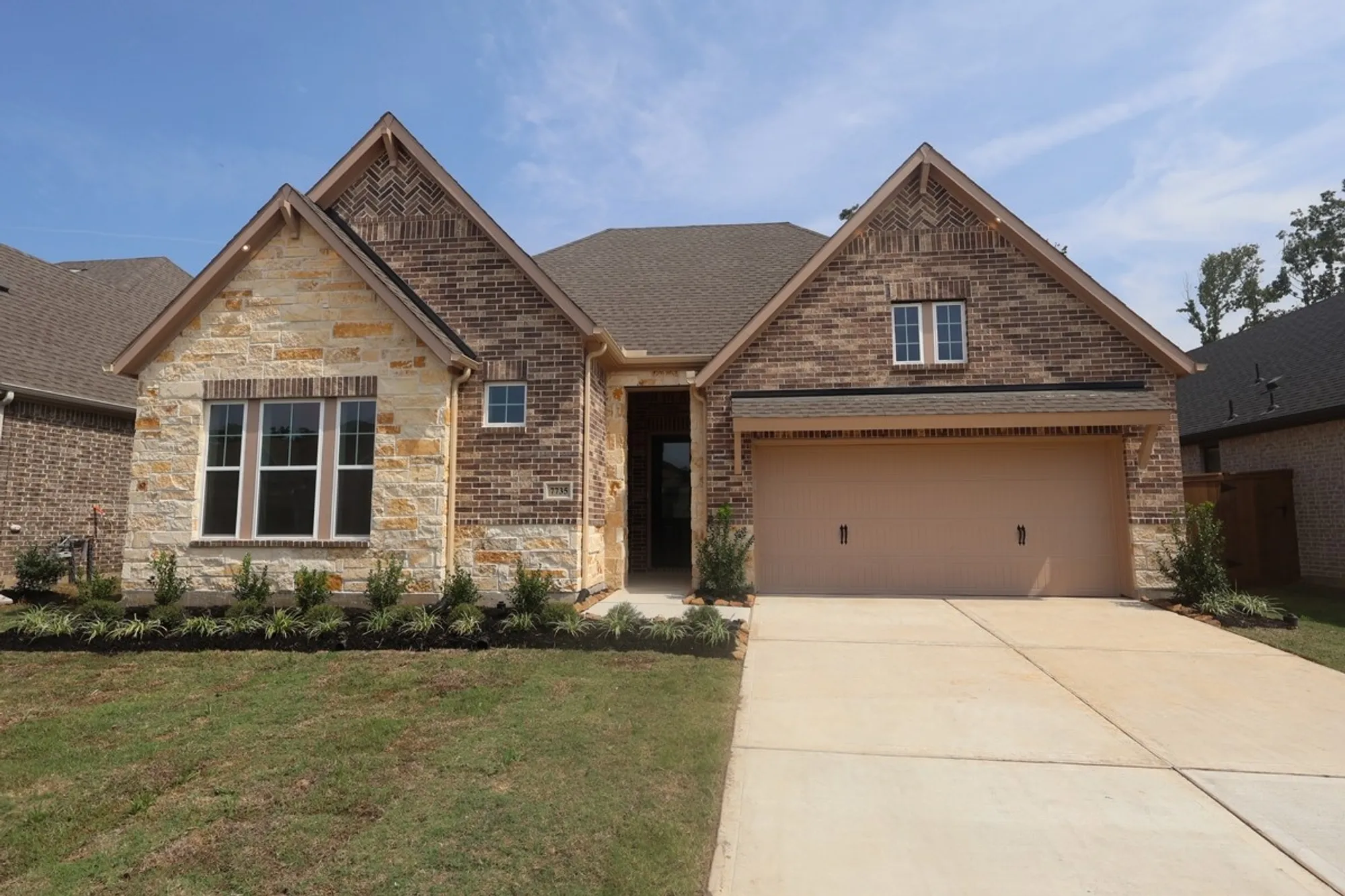 Property Slideshow image 1 of 21 | 7735 coopers rock ln, Porter, TX, 77365