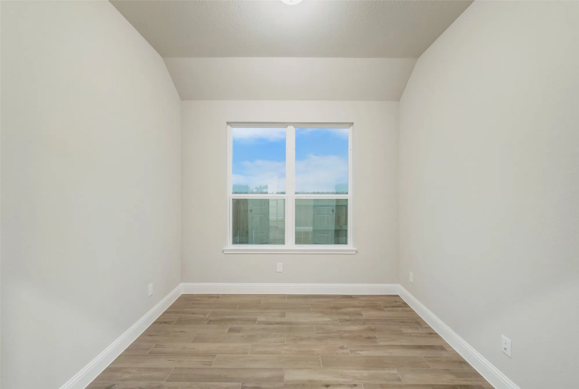 Property Slideshow image 7 of 14 | 14217 juniper breeze ct, Willis, TX, 77318