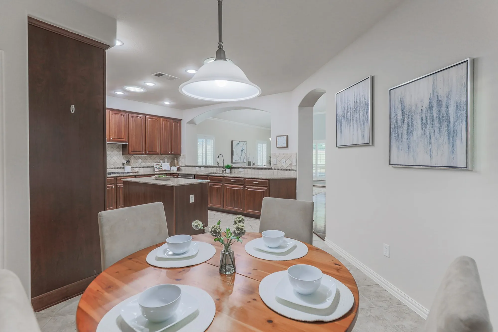 Property Slideshow image 19 of 38 | 11109 la jolla way, Denton, TX, 76207