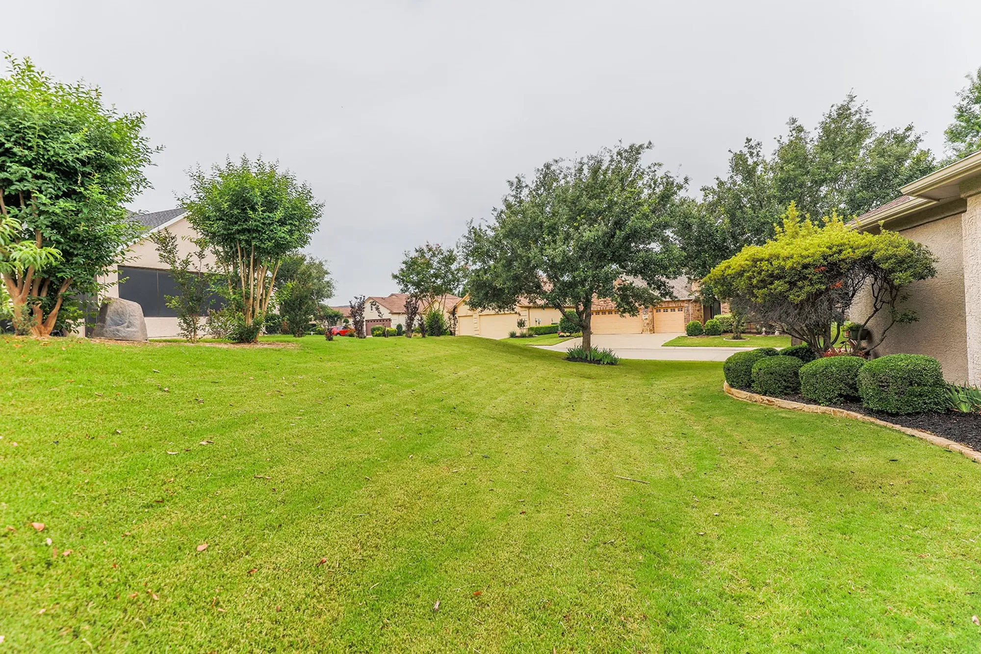 Property Slideshow image 35 of 38 | 11109 la jolla way, Denton, TX, 76207