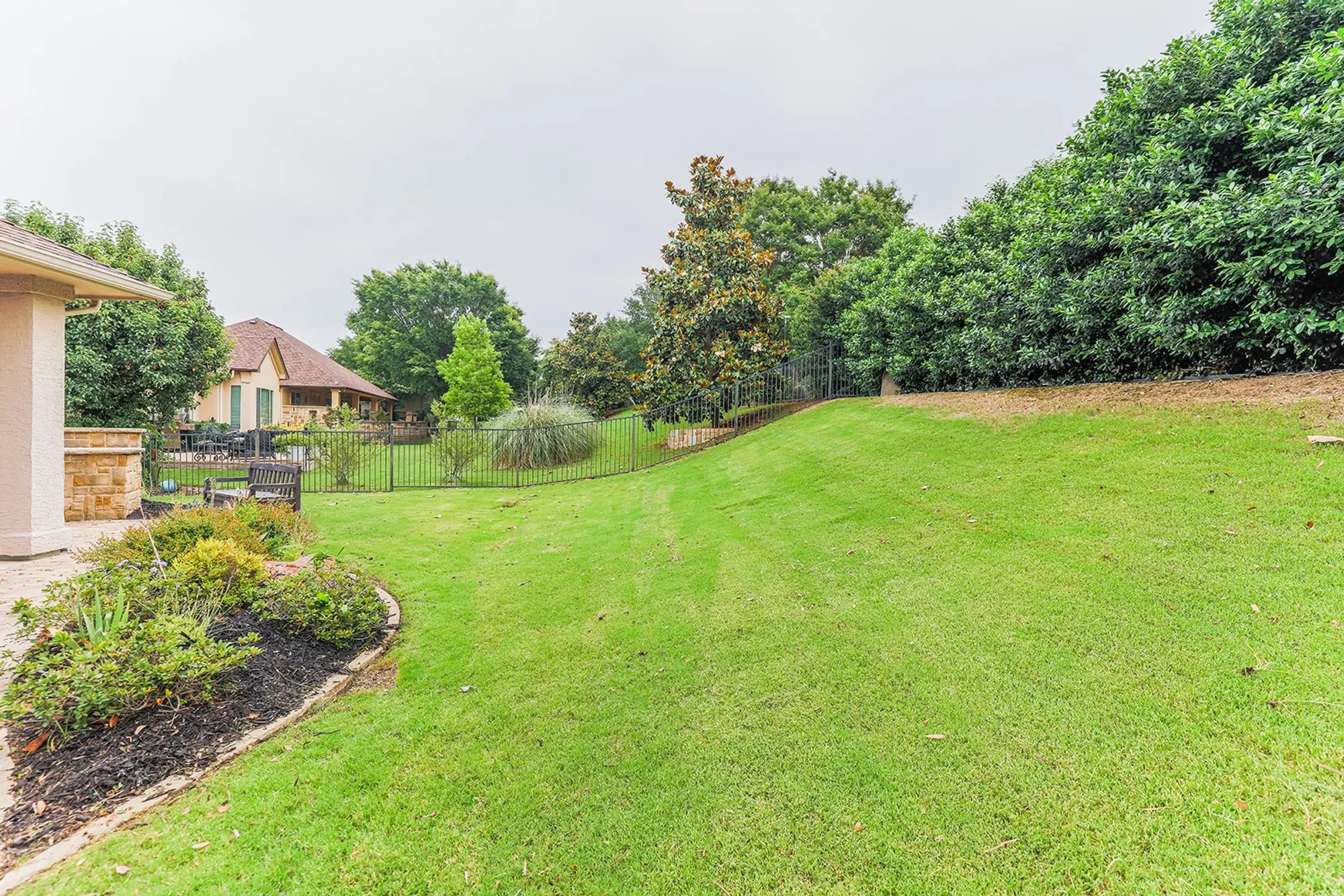 Property Slideshow image 36 of 38 | 11109 la jolla way, Denton, TX, 76207