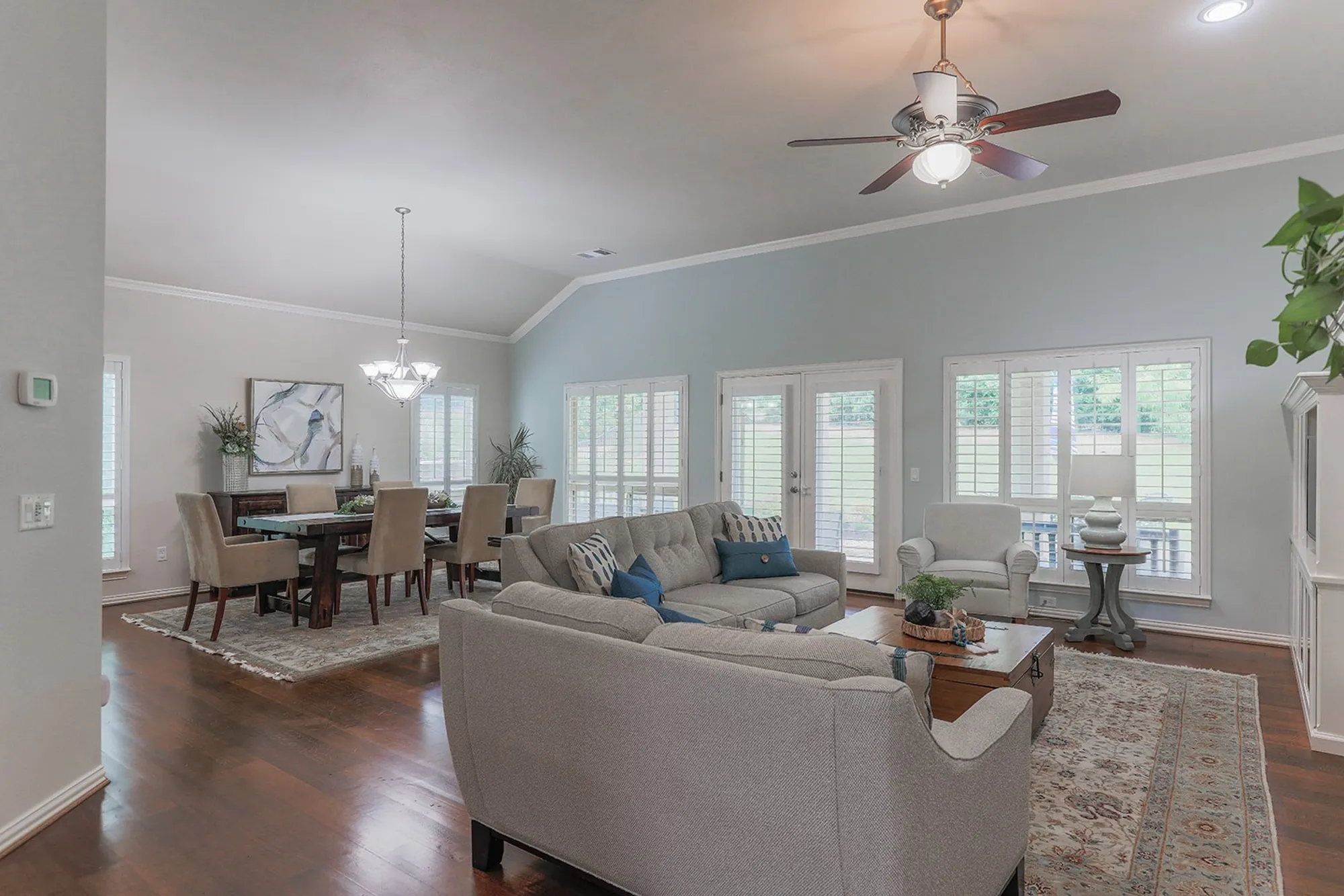 Property Slideshow image 8 of 38 | 11109 la jolla way, Denton, TX, 76207