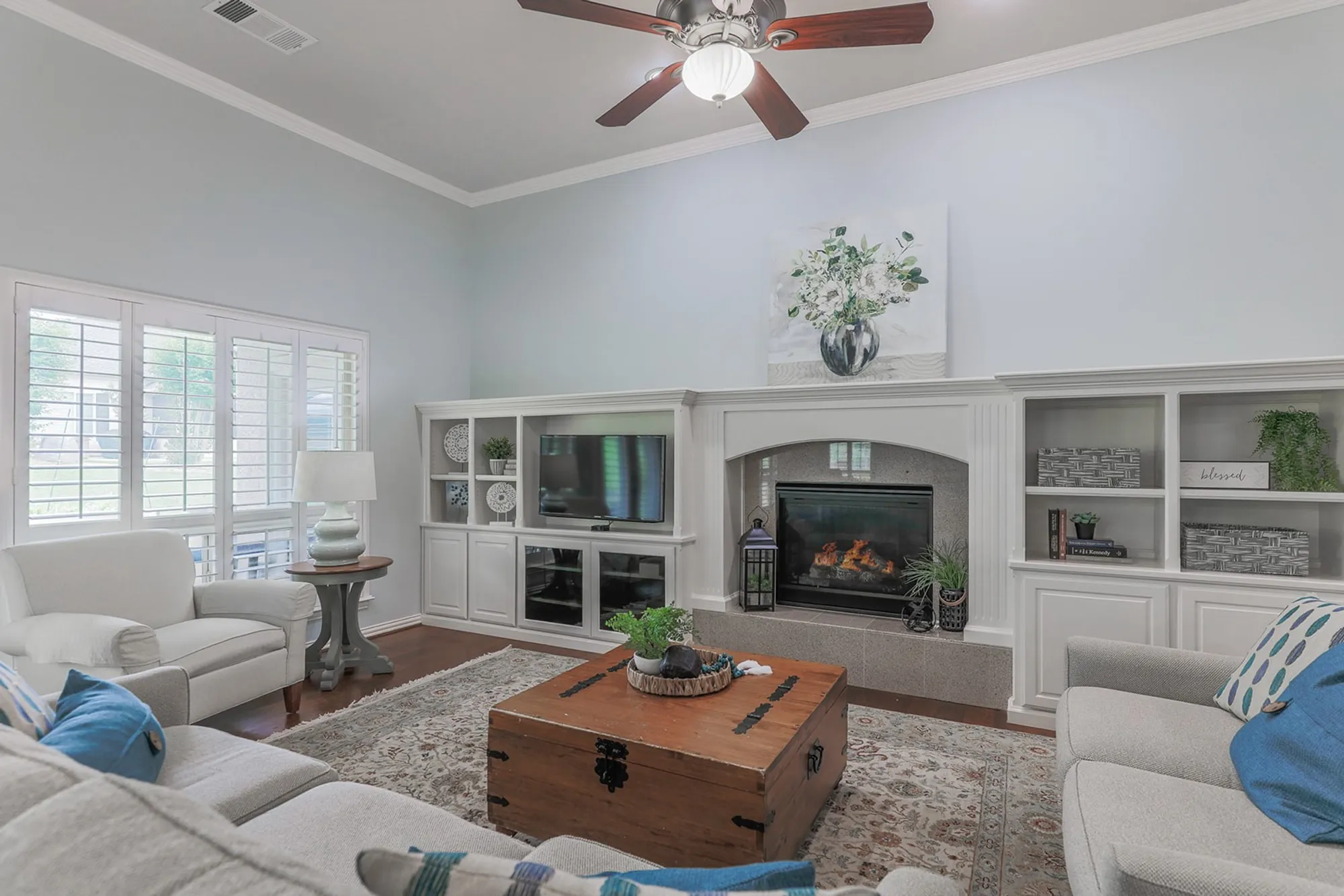 Property Slideshow image 9 of 38 | 11109 la jolla way, Denton, TX, 76207