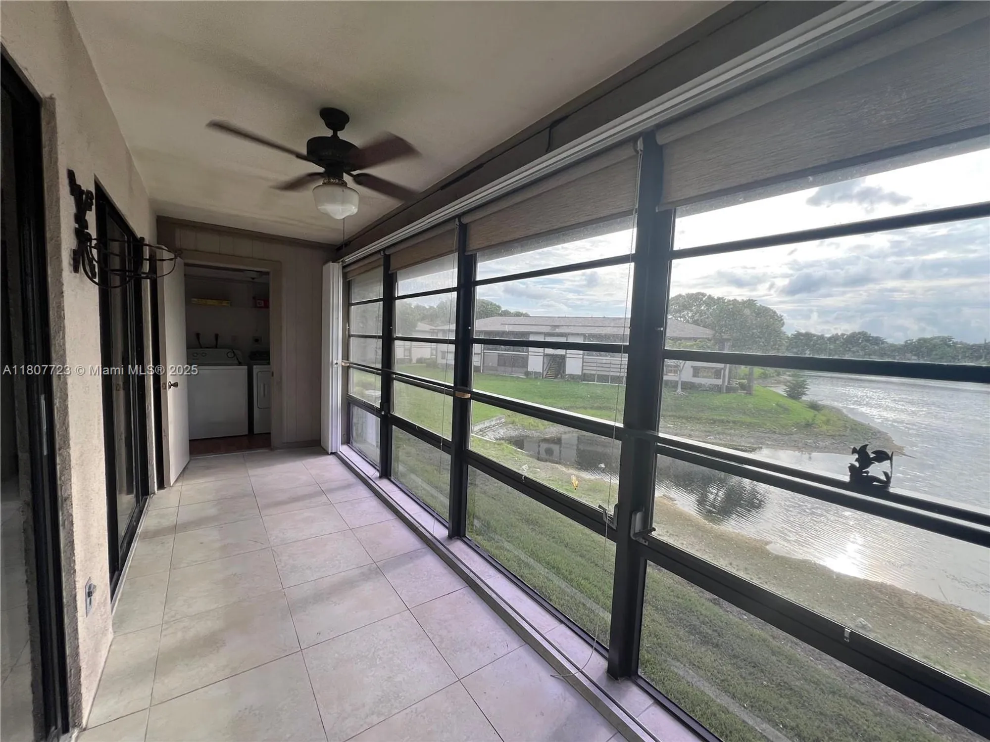 Property Slideshow image 19 of 31 | 9873 n belfort cir 215, Tamarac, FL, 33321