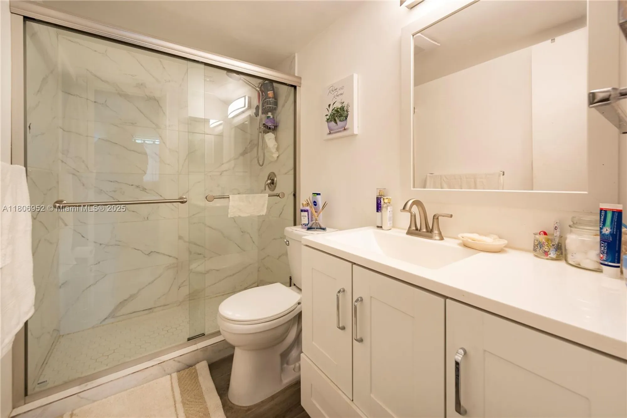 Property Slideshow image 18 of 47 | 9823 s hollybrook lake dr 105, Pembroke Pines, FL, 33025