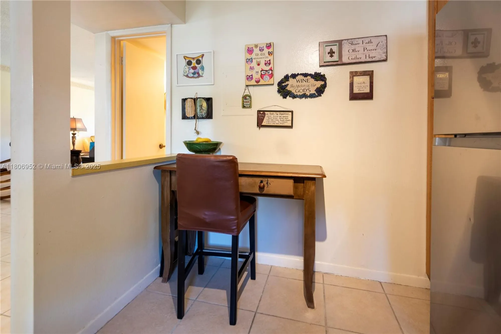 Property Slideshow image 12 of 47 | 9823 s hollybrook lake dr 105, Pembroke Pines, FL, 33025