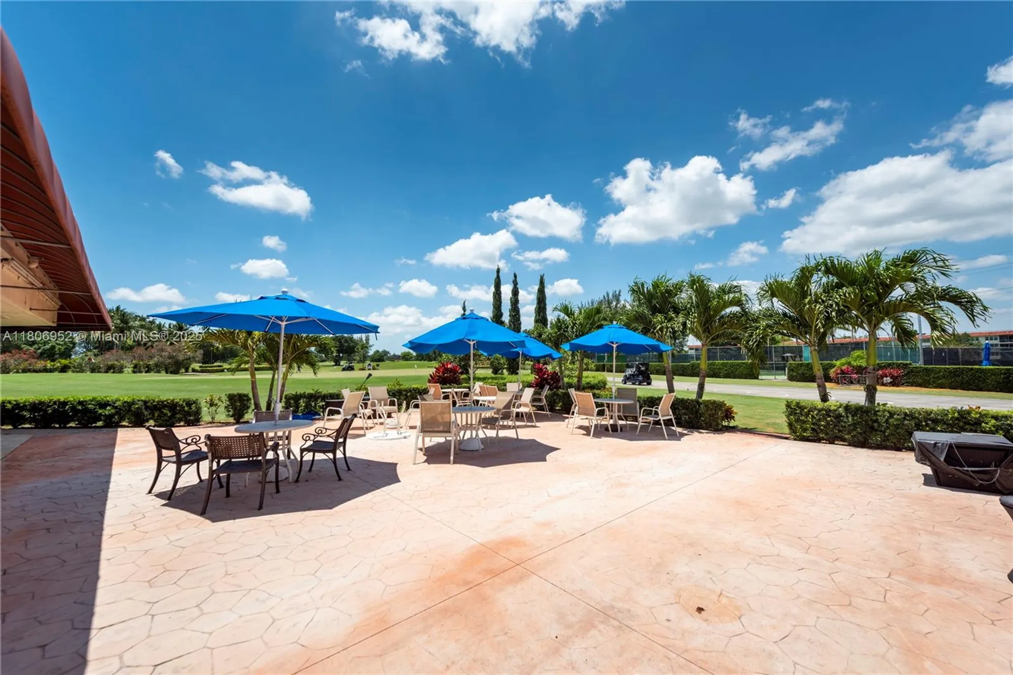 Property Slideshow image 29 of 47 | 9823 s hollybrook lake dr 105, Pembroke Pines, FL, 33025