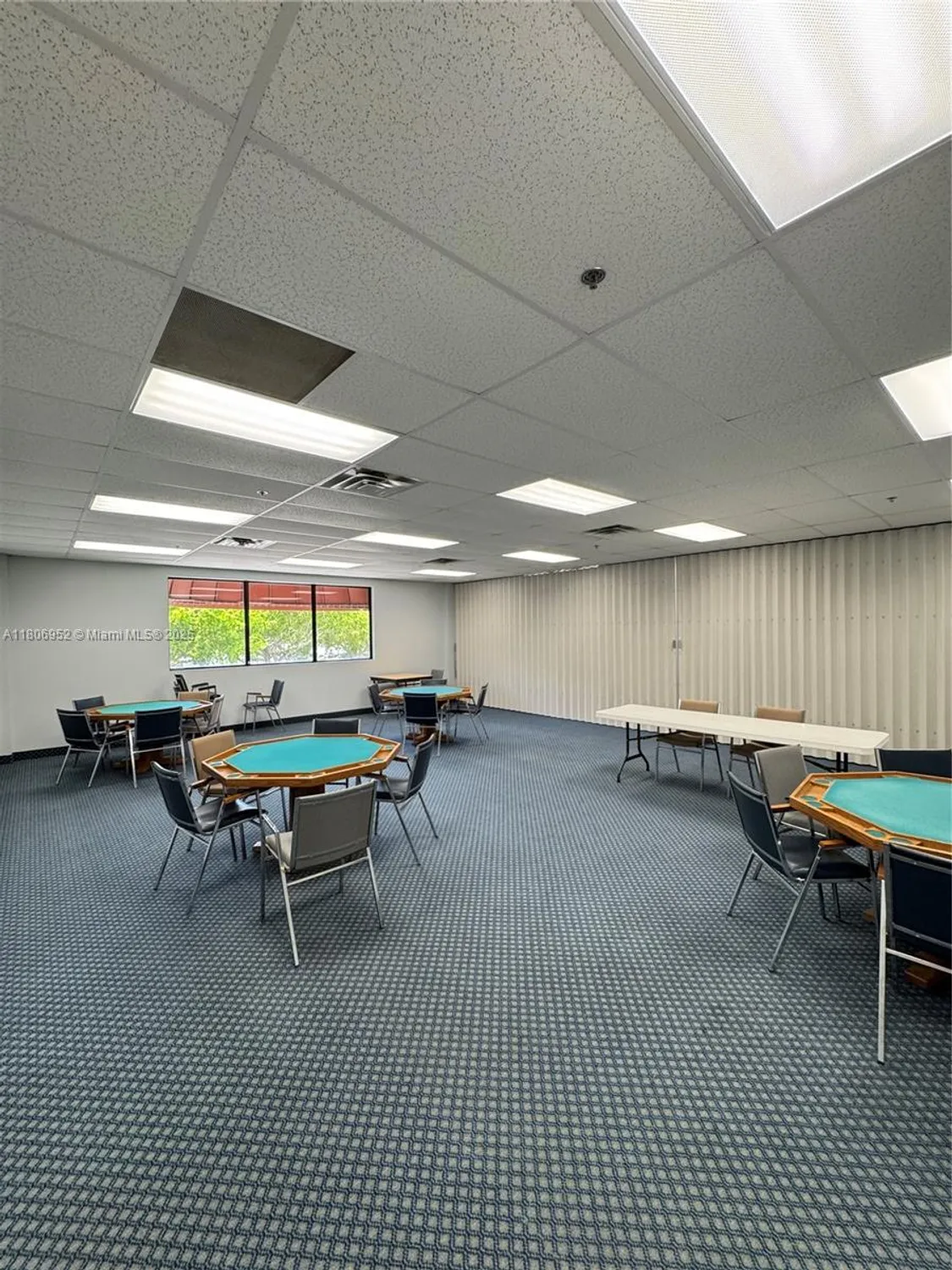 Property Slideshow image 37 of 47 | 9823 s hollybrook lake dr 105, Pembroke Pines, FL, 33025