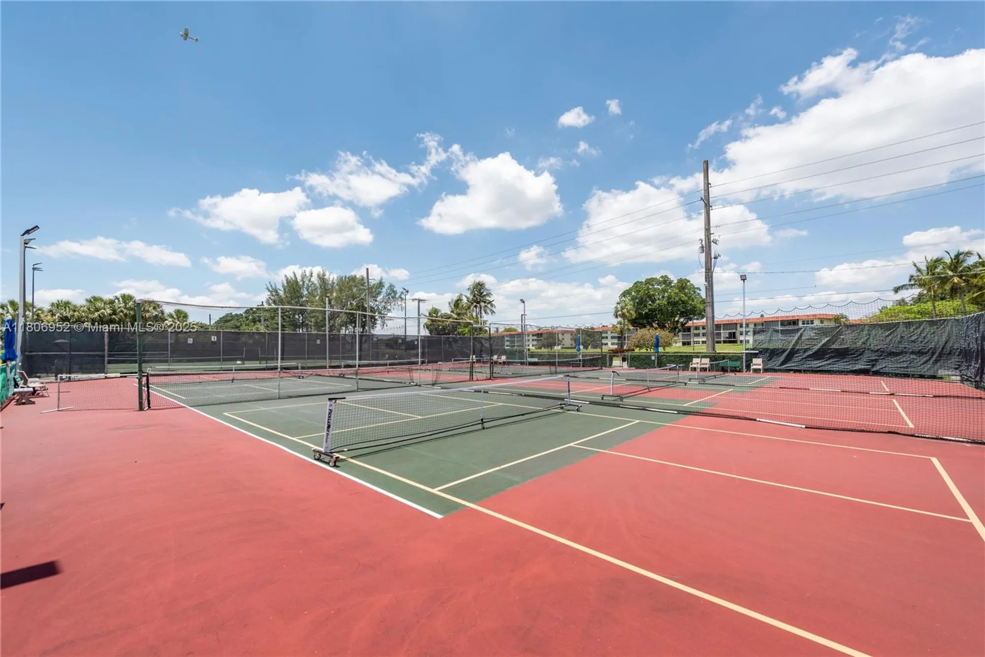 Property Slideshow image 30 of 47 | 9823 s hollybrook lake dr 105, Pembroke Pines, FL, 33025