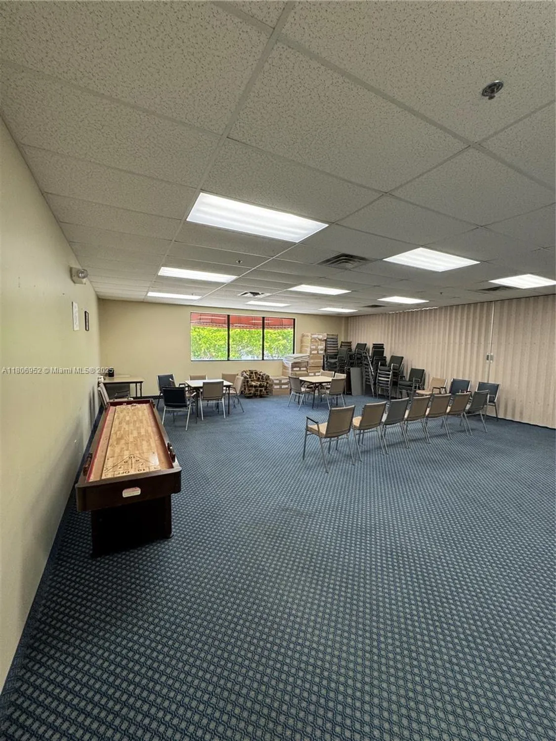 Property Slideshow image 43 of 47 | 9823 s hollybrook lake dr 105, Pembroke Pines, FL, 33025