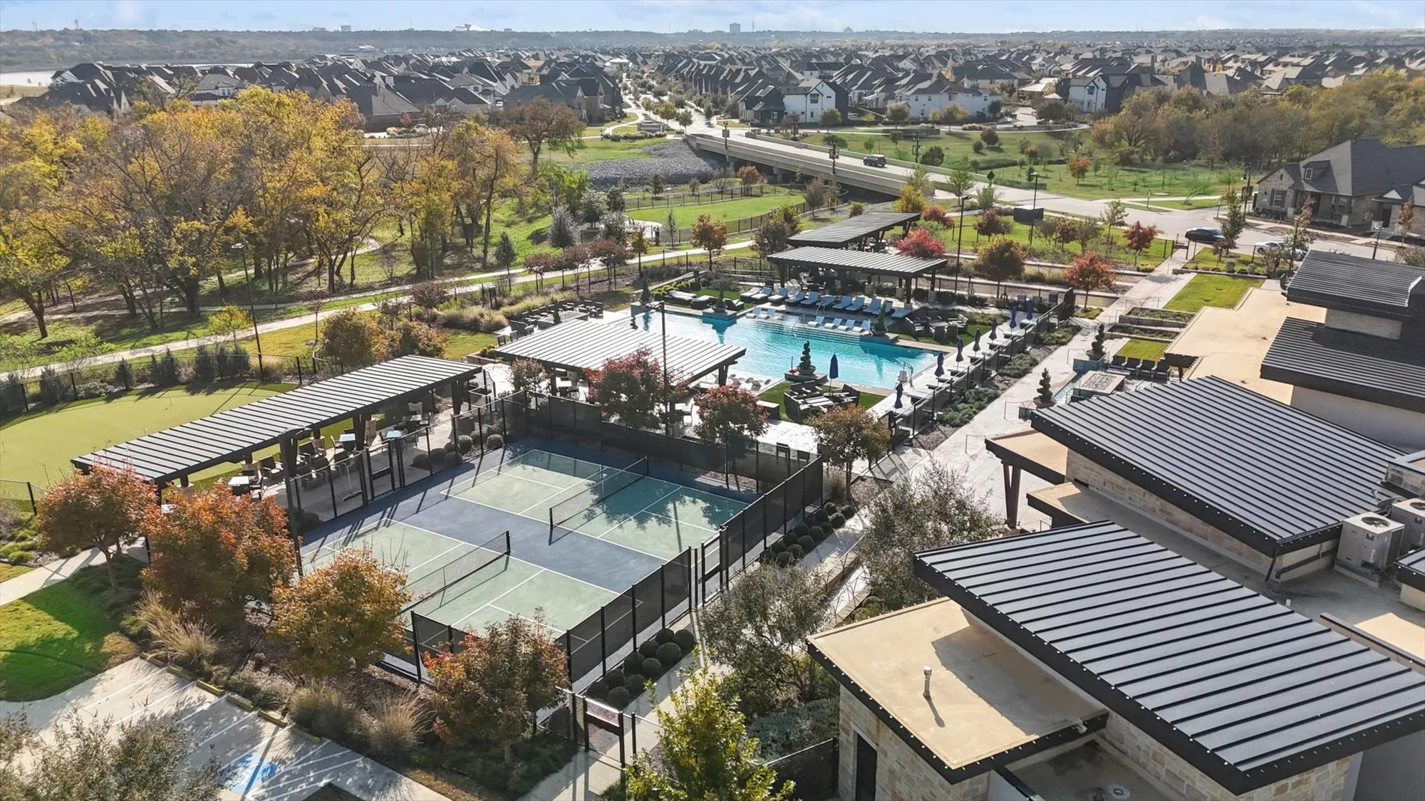 Property Slideshow image 37 of 38 | 4760 kings garden pkwy, Arlington, TX, 76005