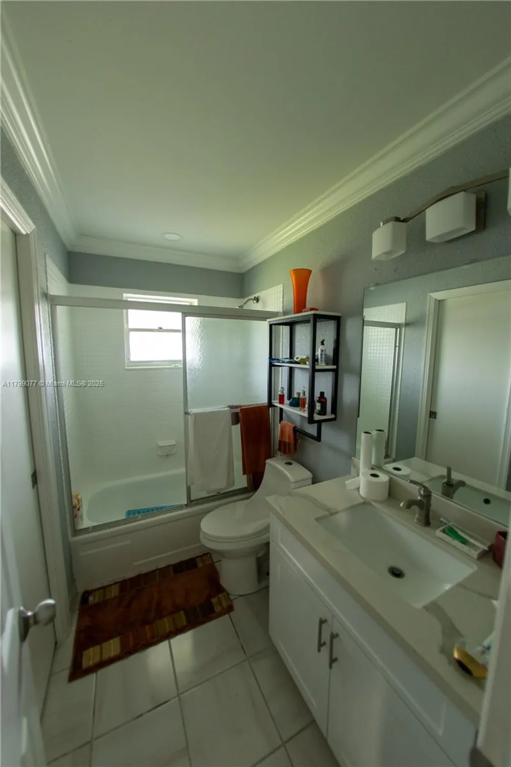 Property Slideshow image 11 of 14 | 1175 nw 90th way, Plantation, FL, 33322