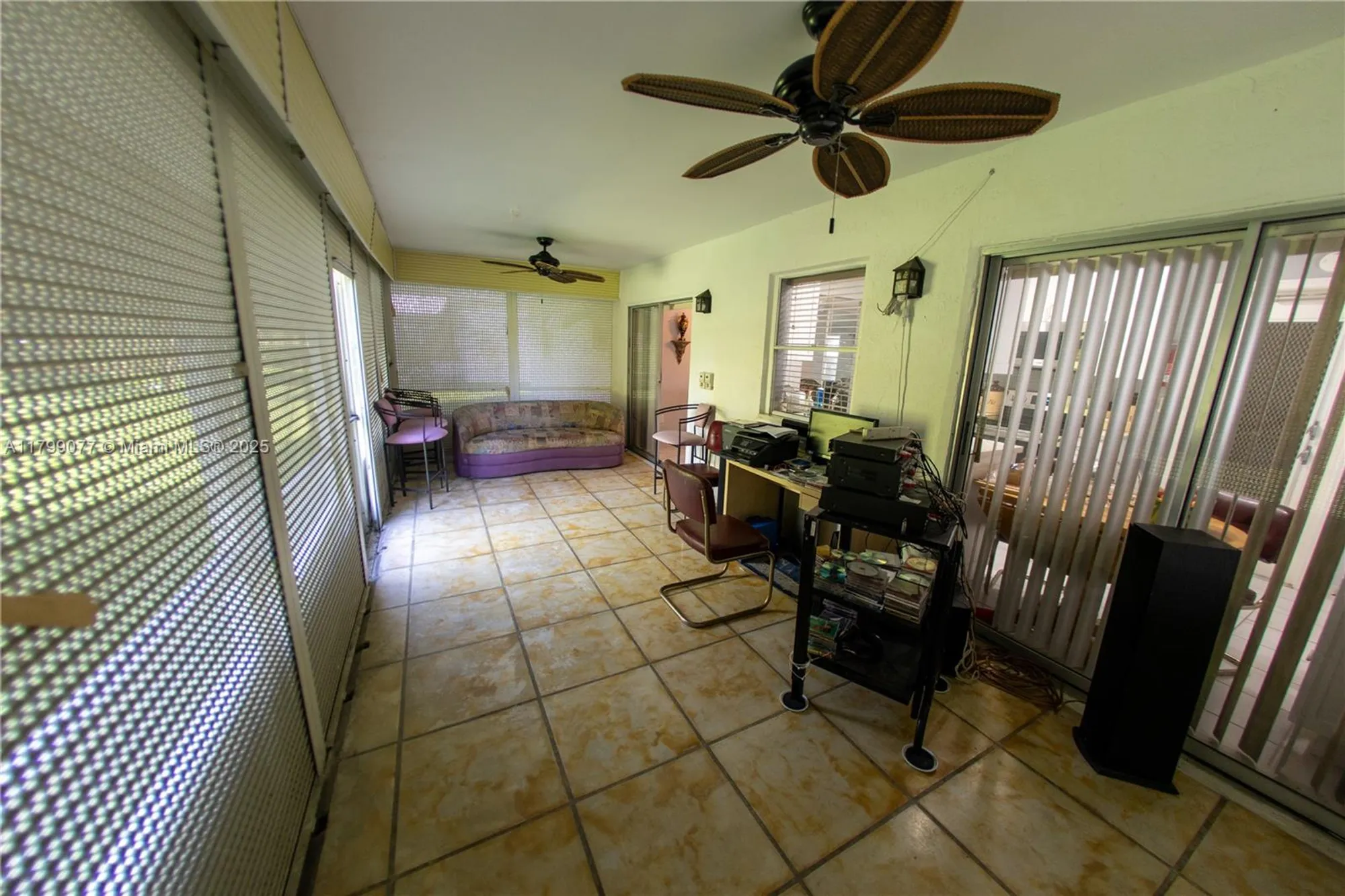 Property Slideshow image 7 of 14 | 1175 nw 90th way, Plantation, FL, 33322