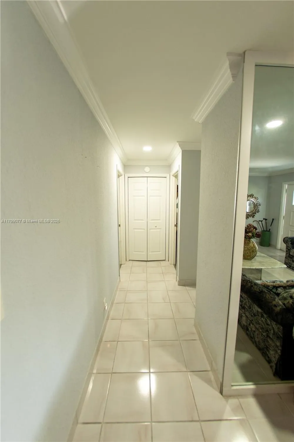 Property Slideshow image 8 of 14 | 1175 nw 90th way, Plantation, FL, 33322