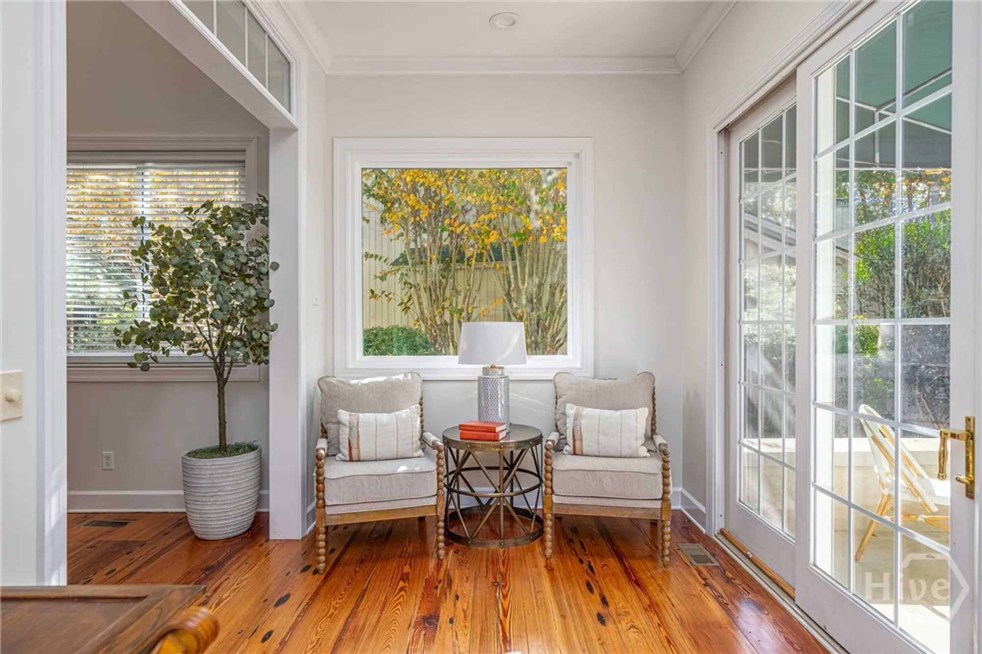 Property Slideshow image 13 of 47 | 2 franklin creek rd s, Savannah, GA, 31411