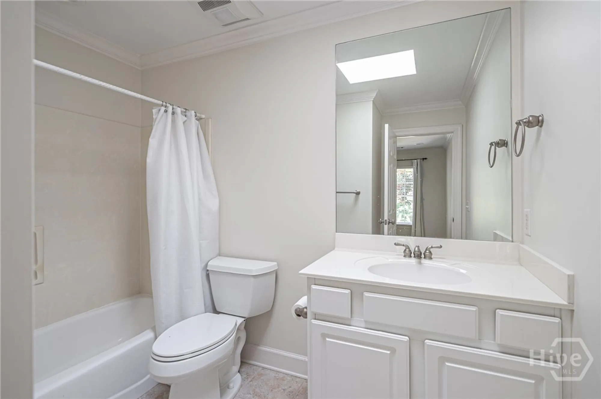 Property Slideshow image 31 of 47 | 2 franklin creek rd s, Savannah, GA, 31411