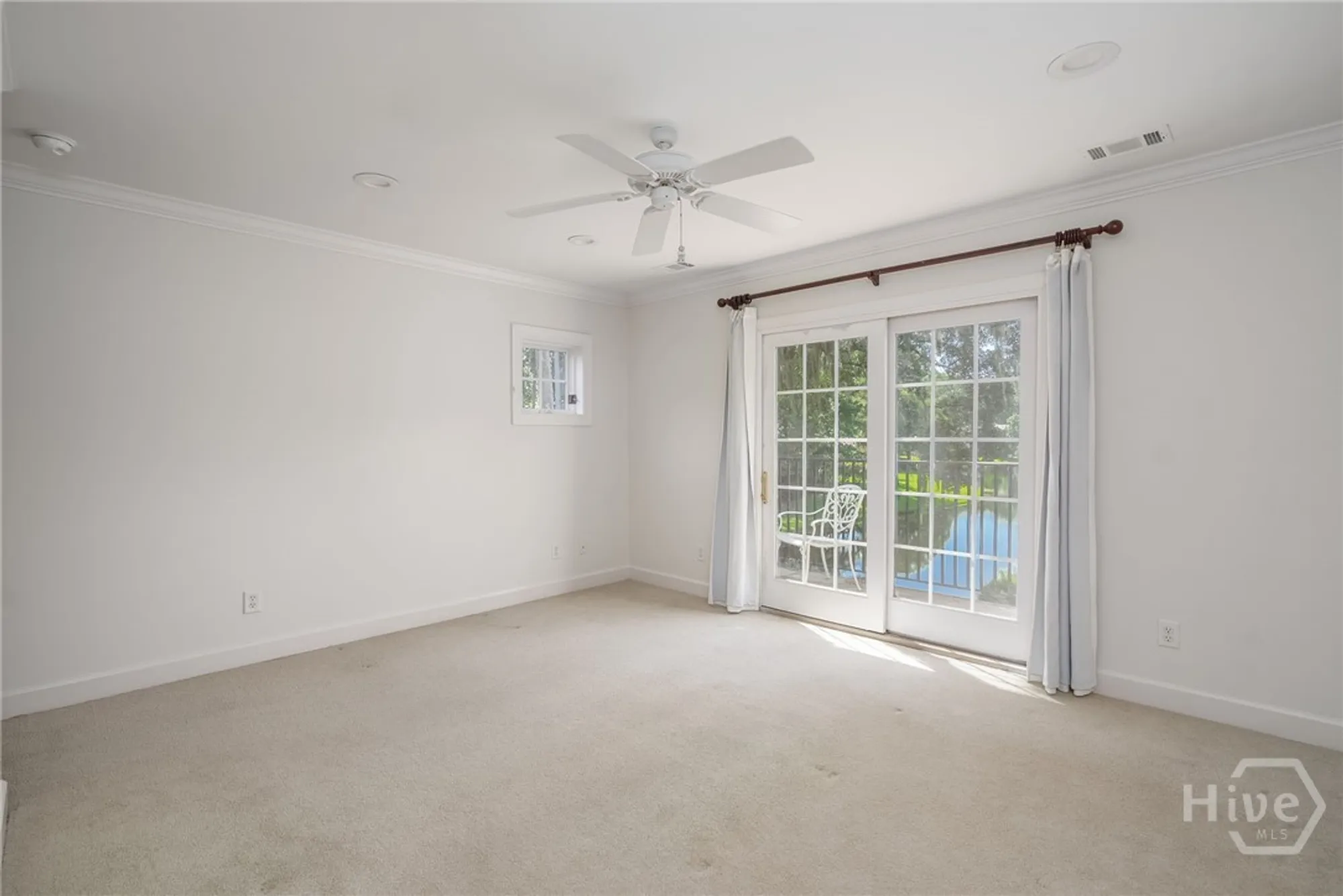 Property Slideshow image 33 of 47 | 2 franklin creek rd s, Savannah, GA, 31411