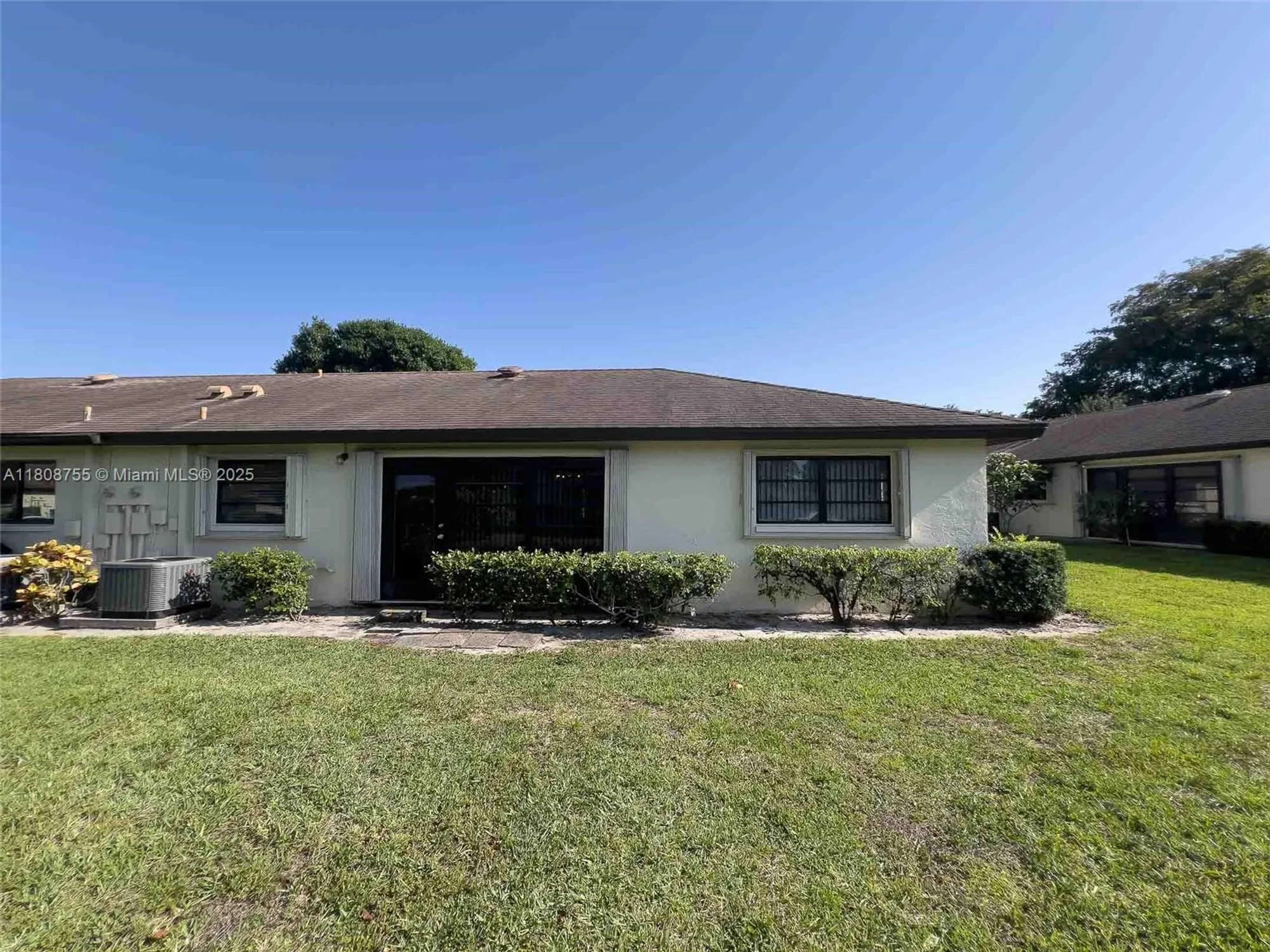 Property Slideshow image 20 of 27 | 10198 dovewood ln a, Boynton Beach, FL, 33436