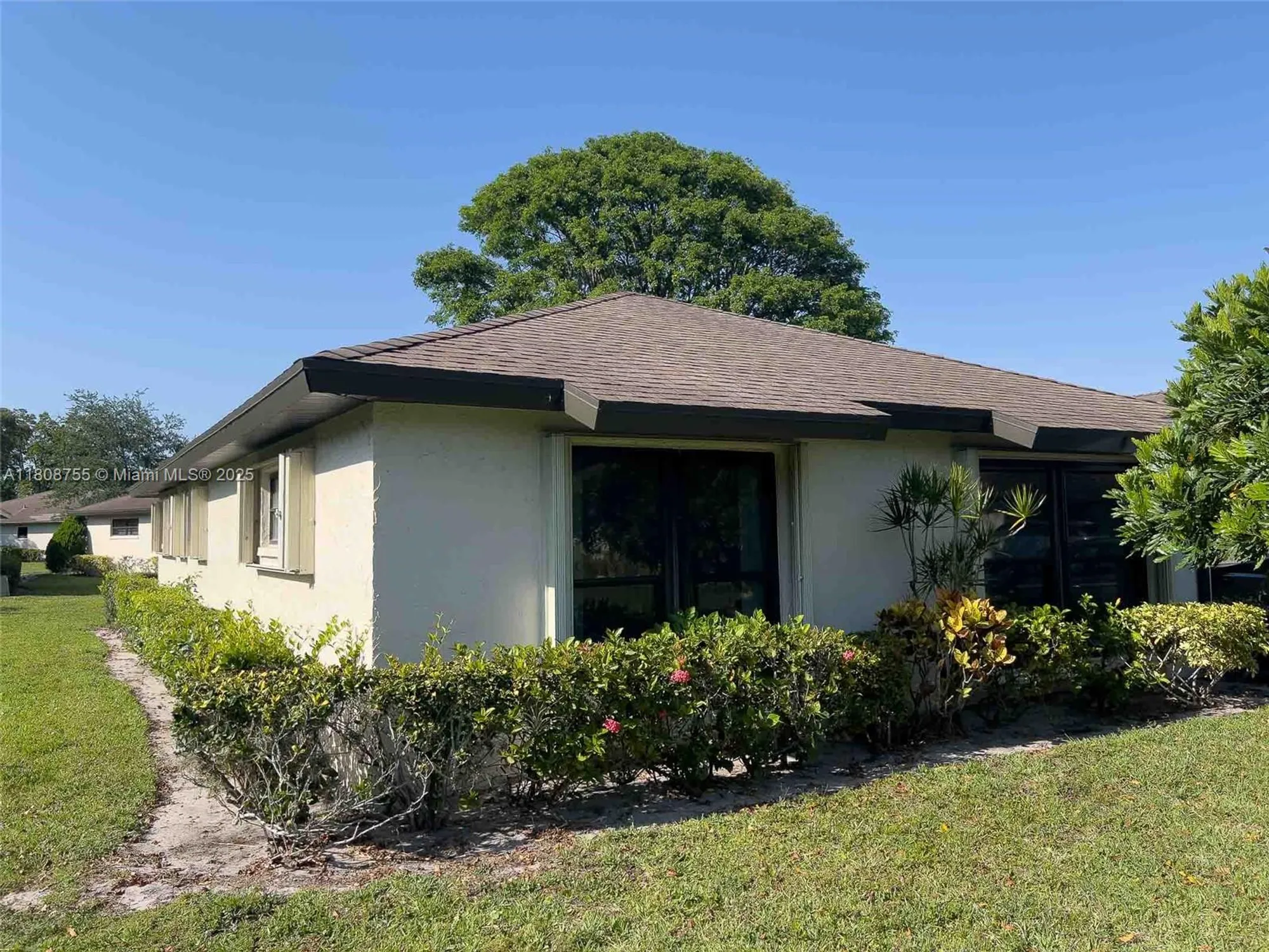 Property Slideshow image 21 of 27 | 10198 dovewood ln a, Boynton Beach, FL, 33436