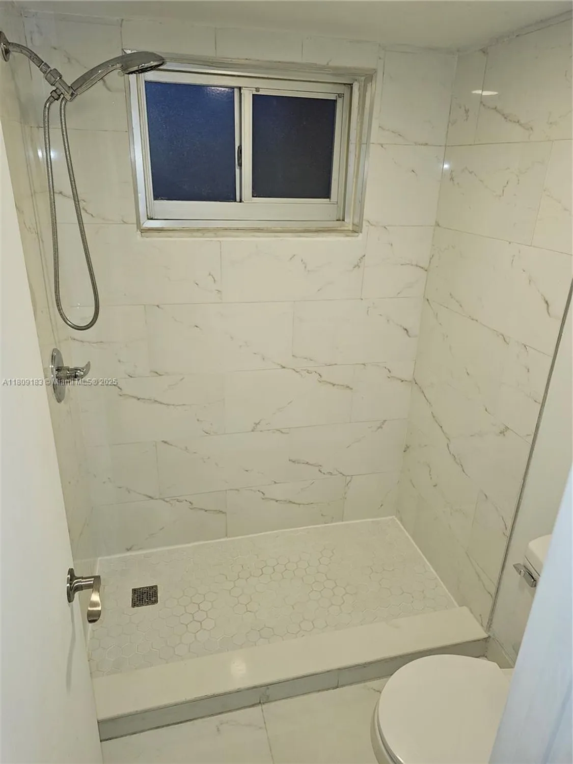 Property Slideshow image 18 of 35 | 6850 r o y a l palm bl 209-g, Margate, FL, 33063