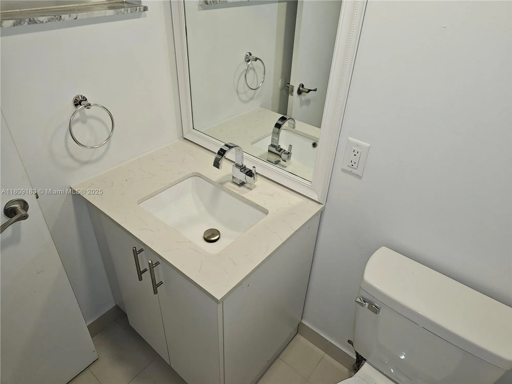 Property Slideshow image 11 of 35 | 6850 r o y a l palm bl 209-g, Margate, FL, 33063